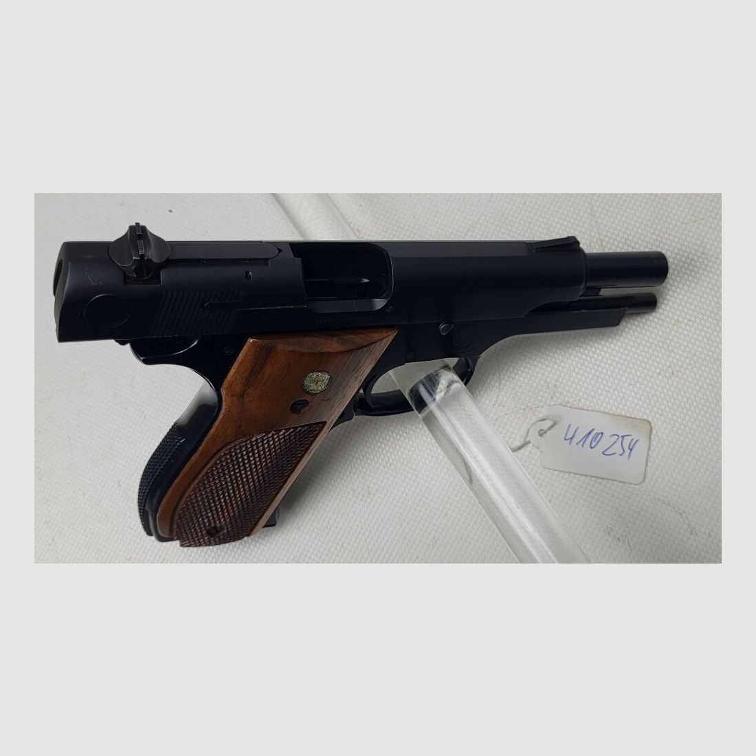 Smith & Wesson 39-2, image 3 of 6