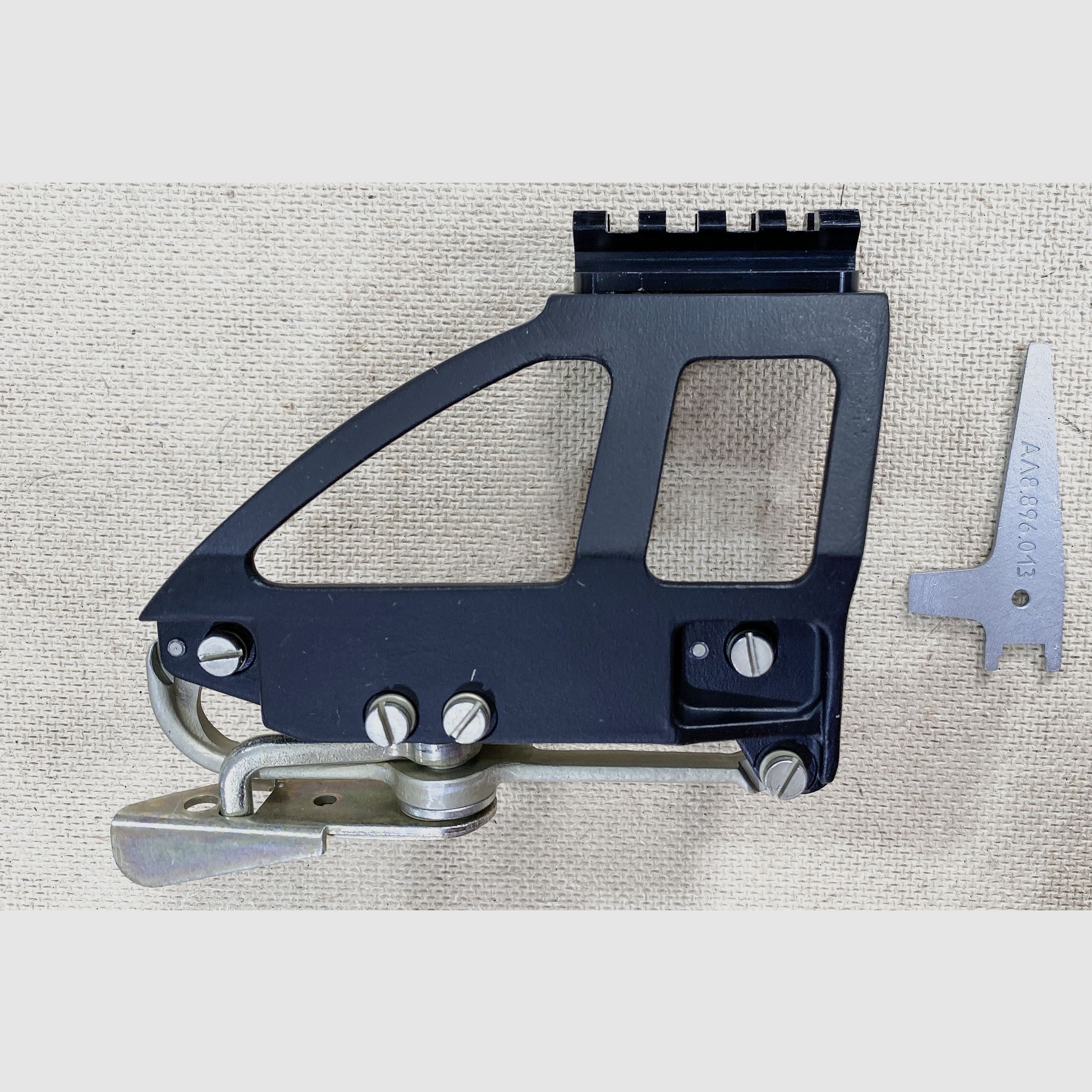 NPZ Picatinny Optikmontageschiene Saiga AK - NEU - BelOMO Izhmash WBP Cugir Arsenal SDM