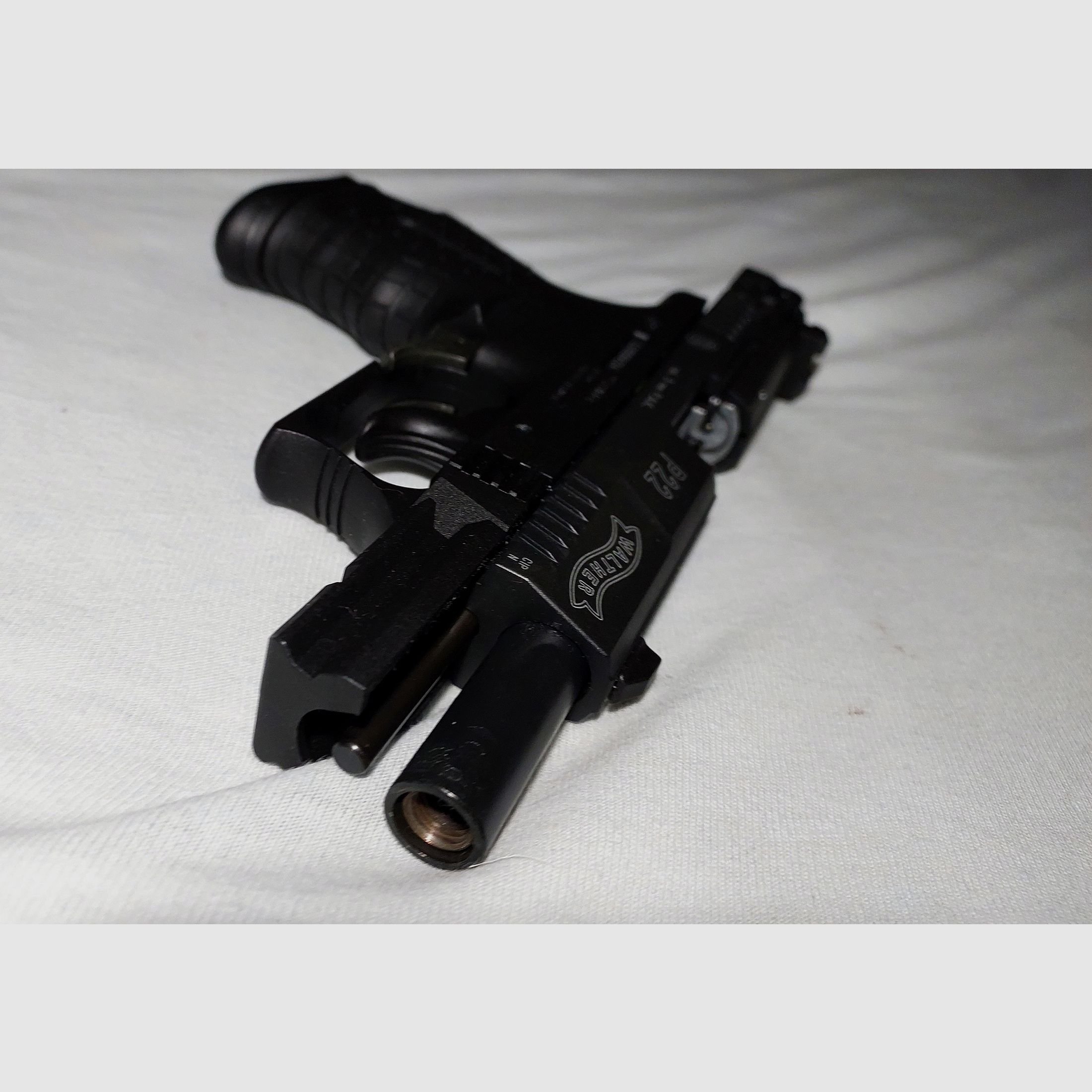 Walther P22 (P 22 Classic) pistola de fogueo 9mm P.A.K. negra (PTB 778)