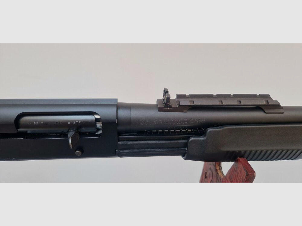 Benelli	 Selbstladeflinte Benelli M3 Super 90