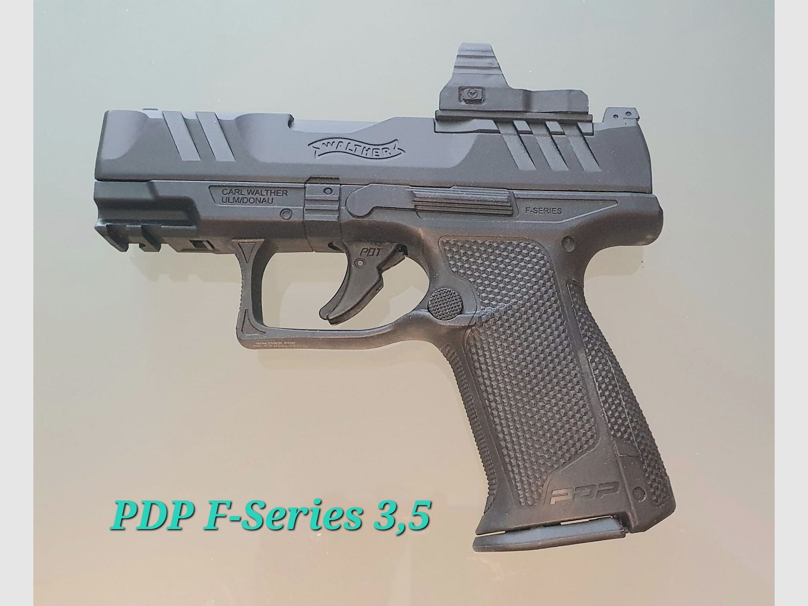 Walther CO2 Pistool PDP F 3,5" met Firefield Reflexvisier Ironclad Mini - F1