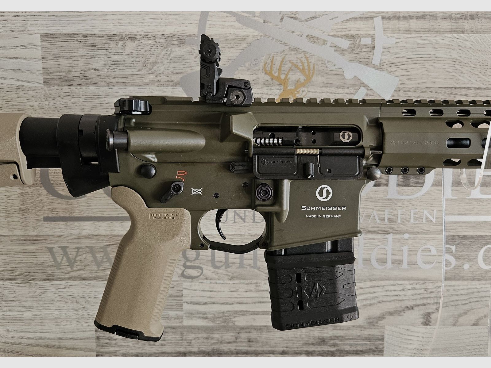 Schmeisser AR15 M4FL 14,5" OD Green MAGPUL Kal. .223Rem - versandkostenfrei - Neuware vom Fachhandel