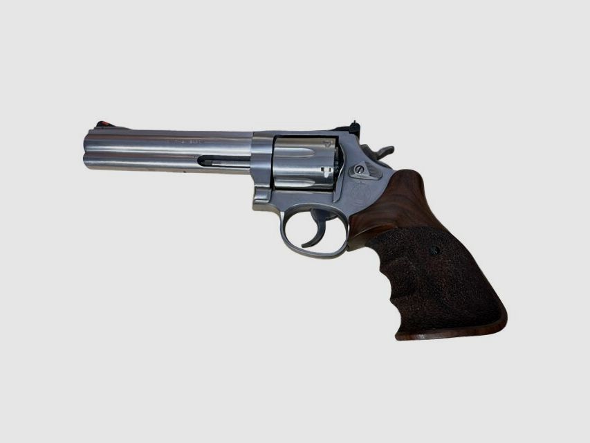 Smith & Wesson 686/5 met NIL links grip