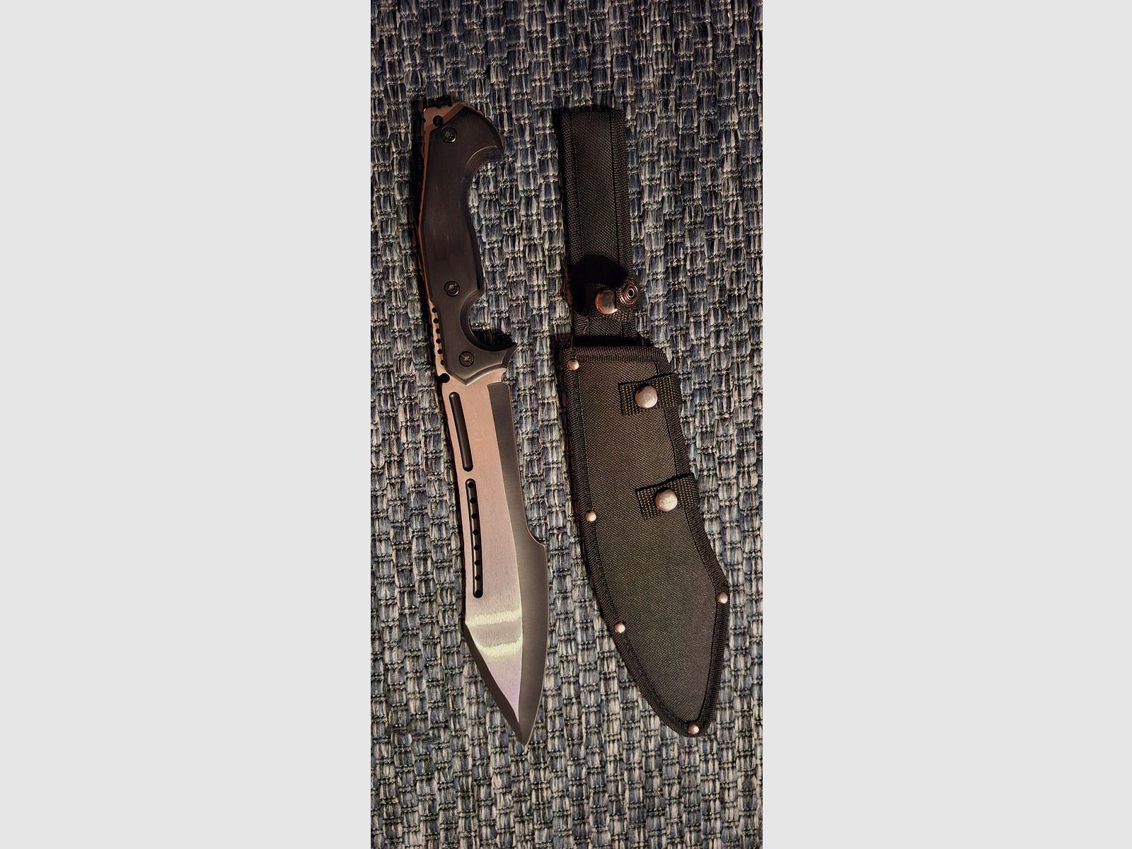 <Vende. Cuchillo de campo ANGLO ARMS. Precio negociable
