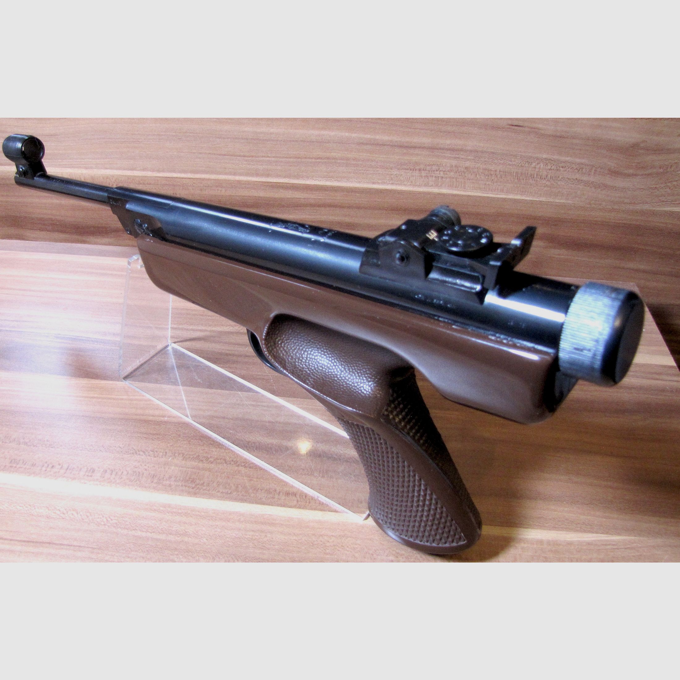 Air pistol Diana 5