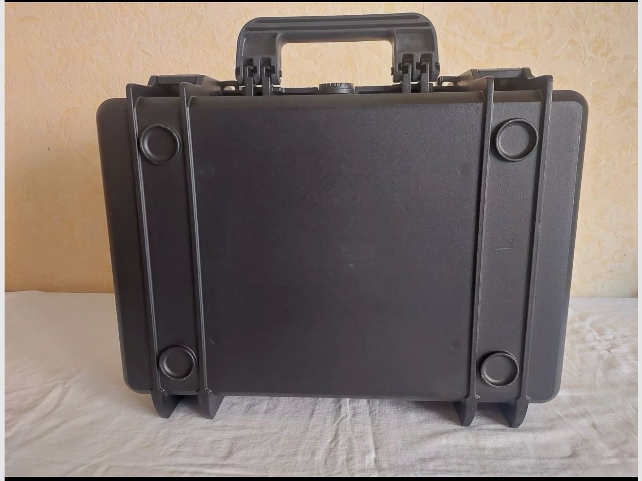 Hartschalenkoffer Modell 430 (19 Liter)