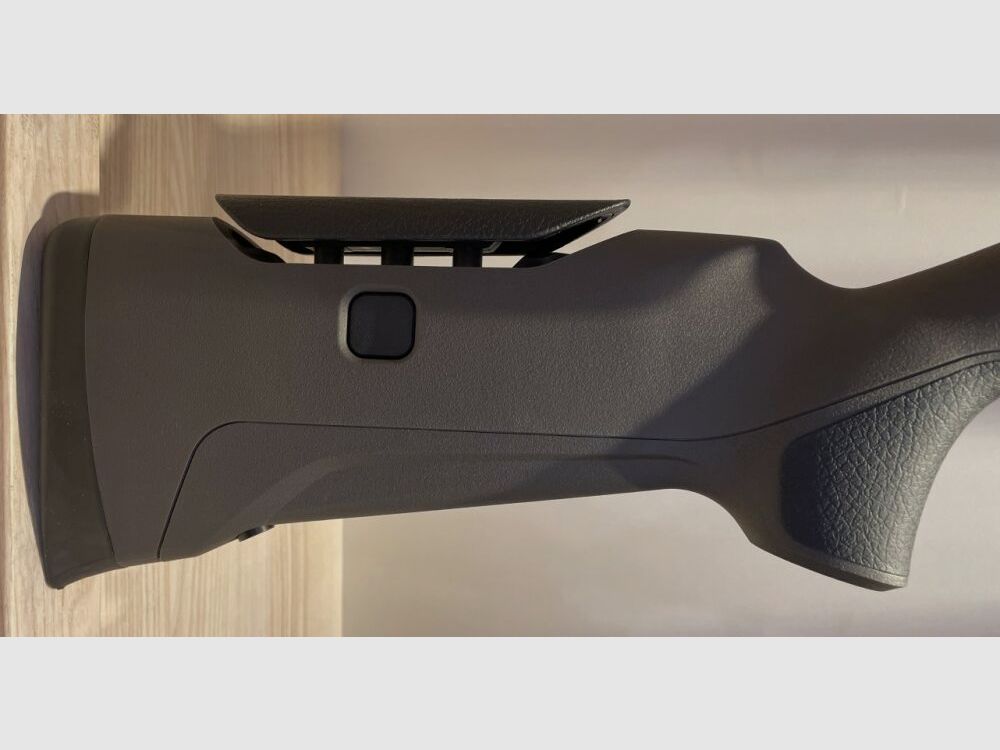 SAKO 90 FINNLIGHT KURZ ZWART