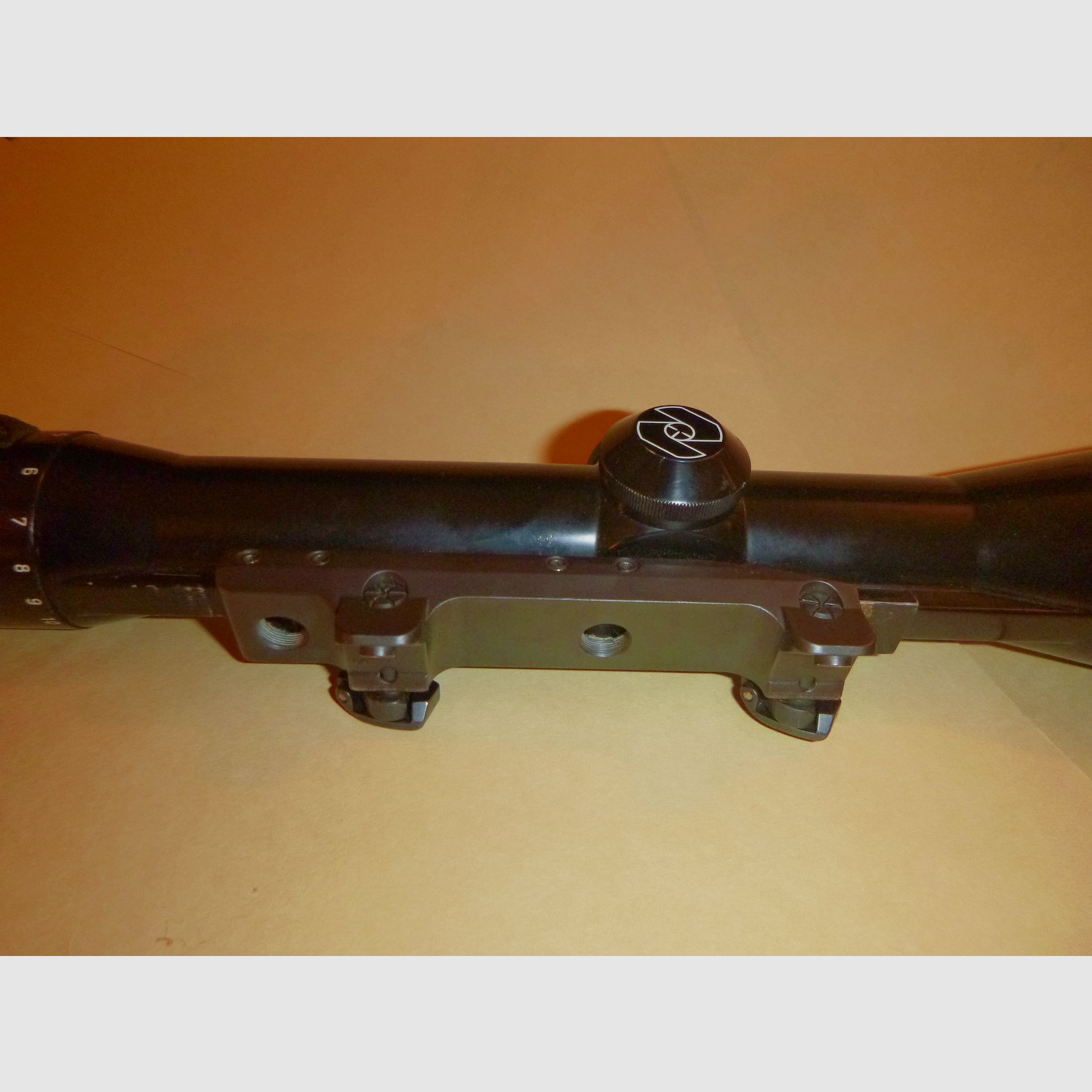 Zeiss Diavari Z 2,5-10x52 T* mit Blaser Sattelmontage