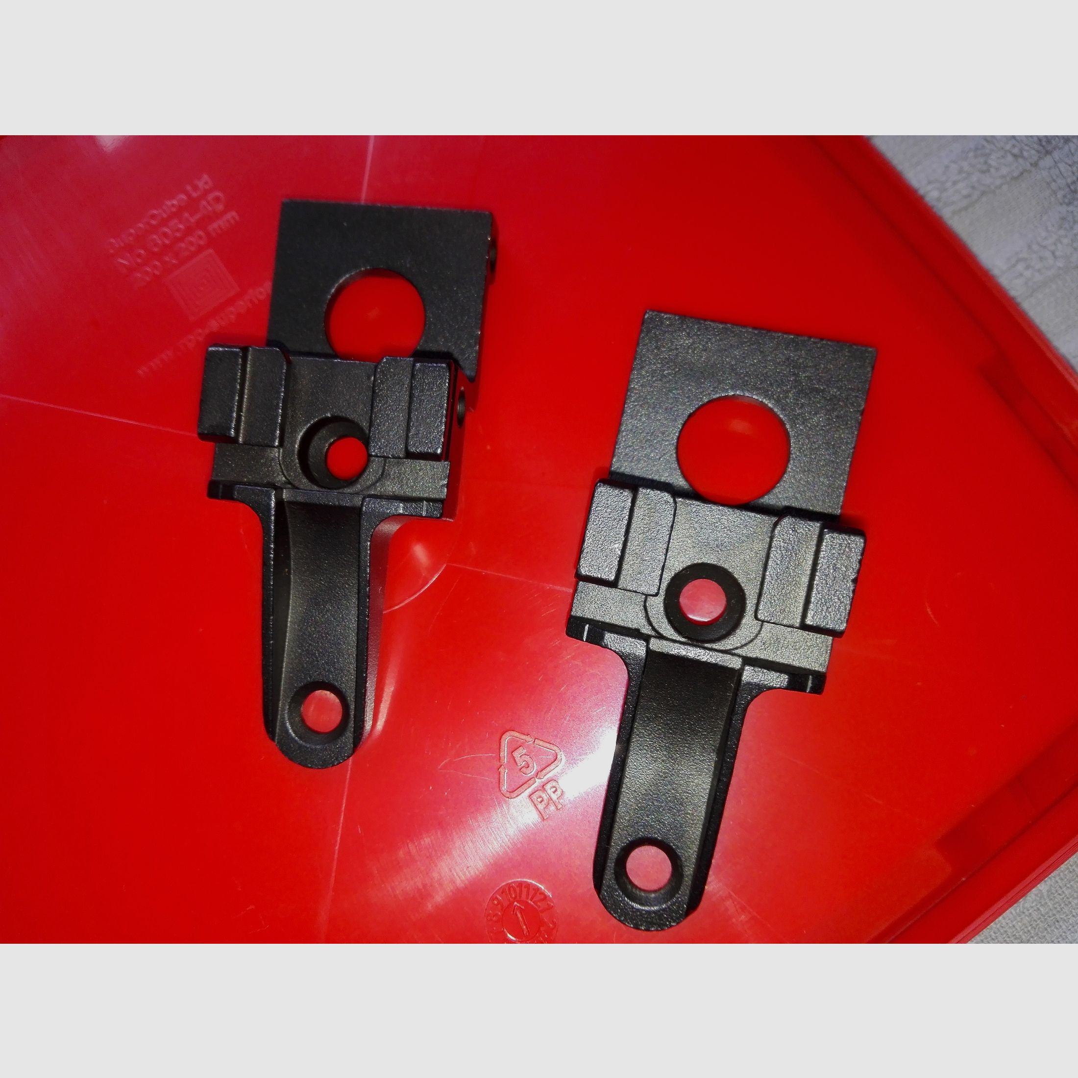 AKM Reartrunnion, original de FB Radom de Polonia, ¡como nuevo! (¡No WBP!) ¡Precio negociable!   Etiquetas: AK47 AK74 pieza de repuesto Tantal Yunker