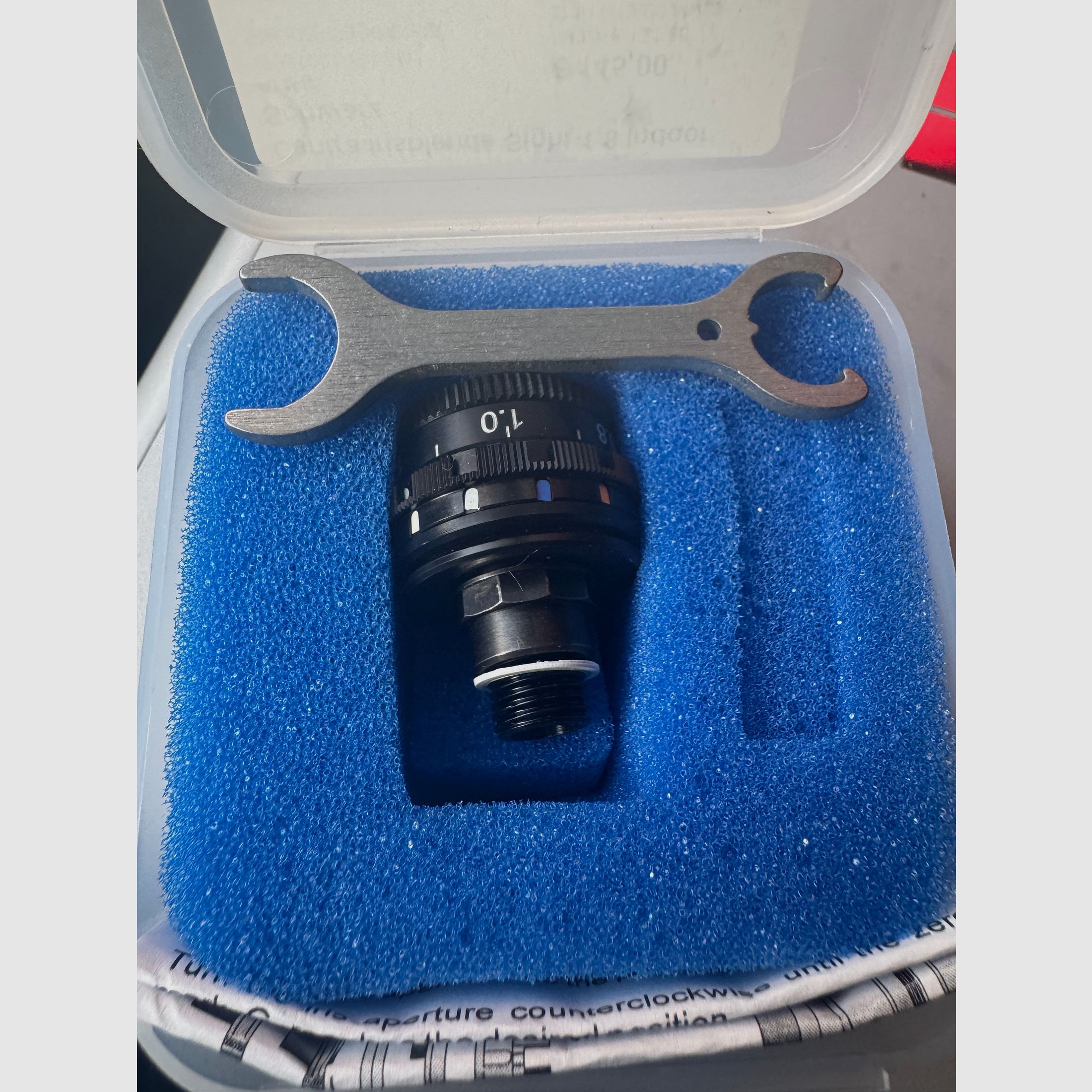 Central iris diaphragm view 1.8 inside black