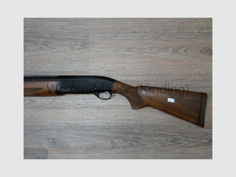SKB self-loading shotgun