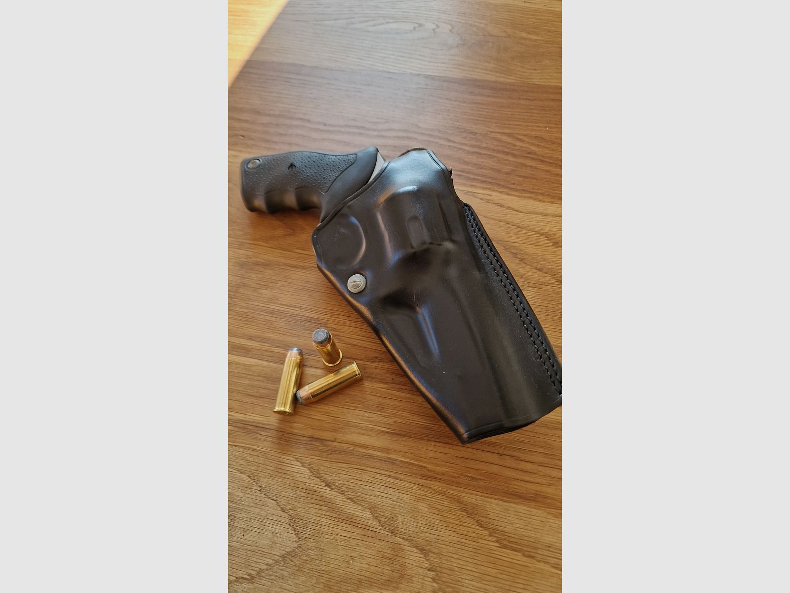 Taurus 44 Mag Revolver