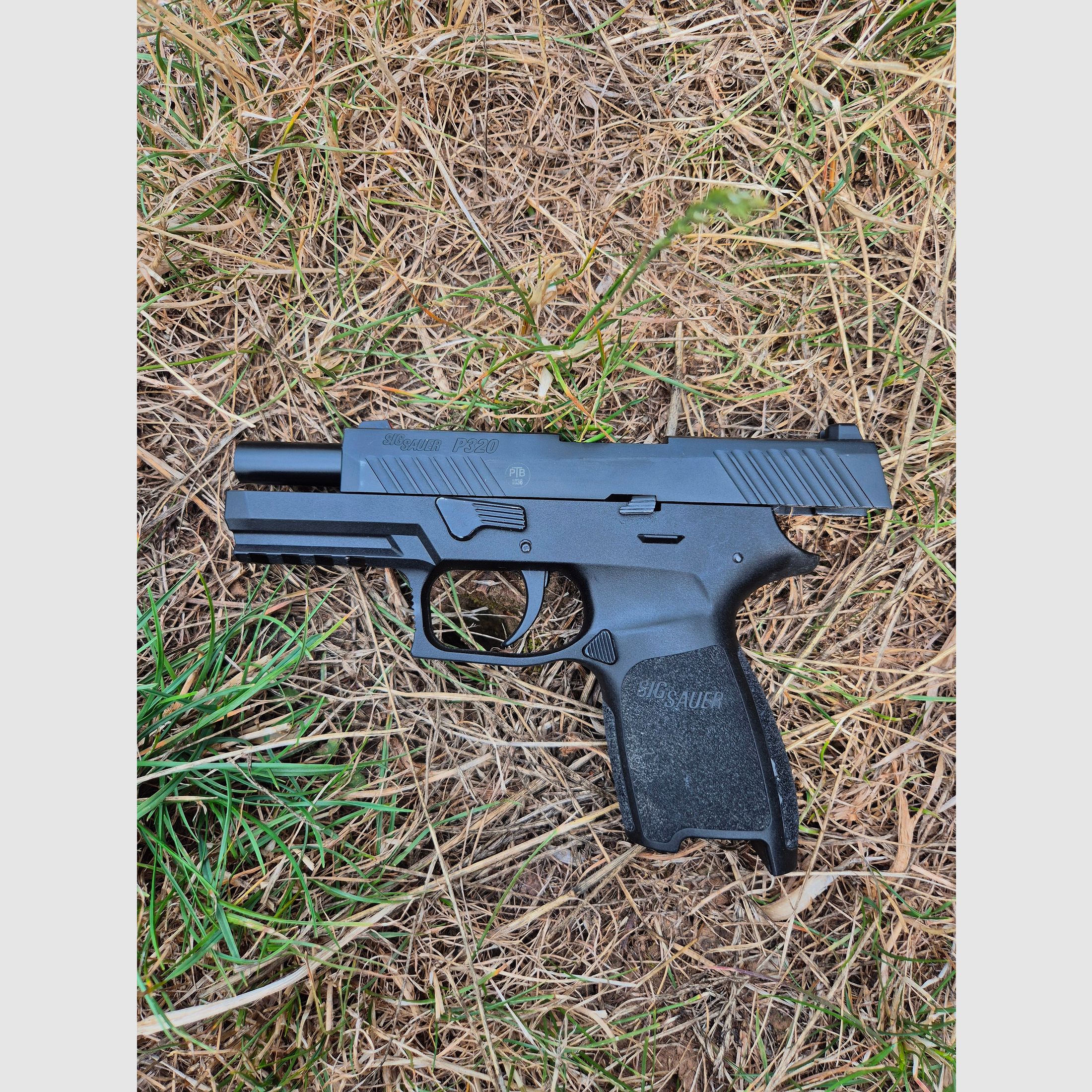 <SIG SAUER P320 COMPACT Schreckschuss>