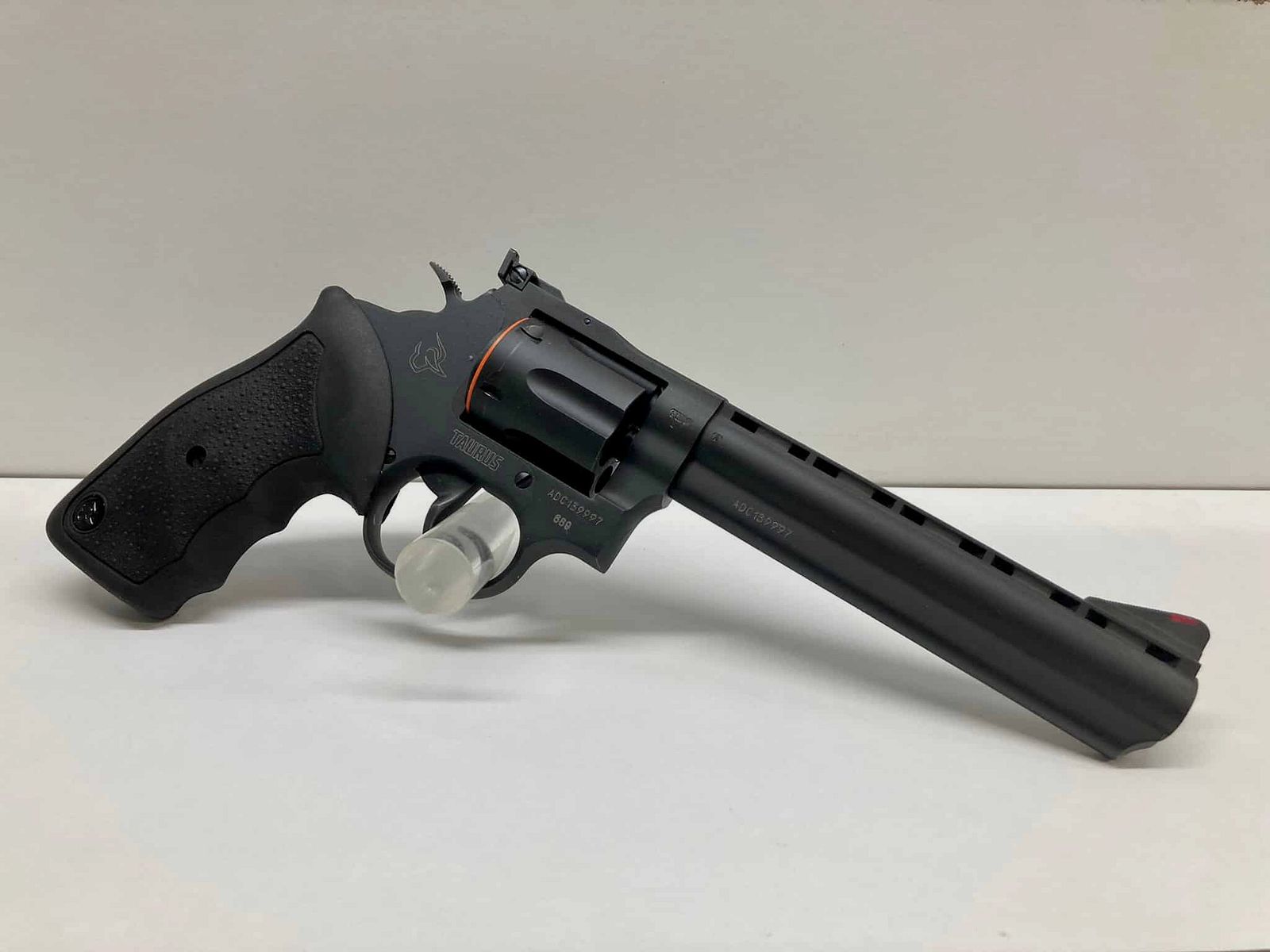 TAURUS 689 | 6″