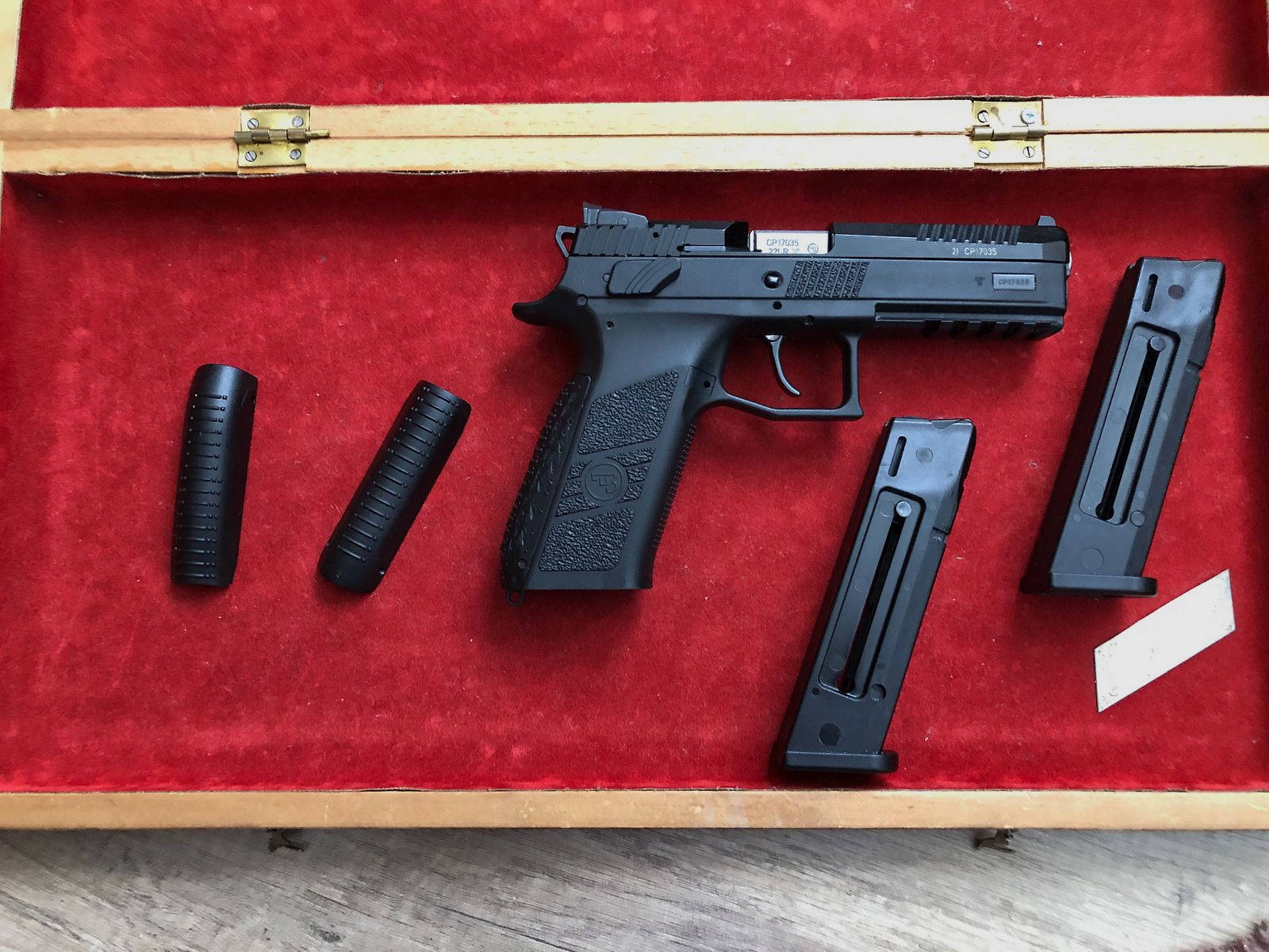 <CZ-P09 Kleinkaliber 22 lfB>