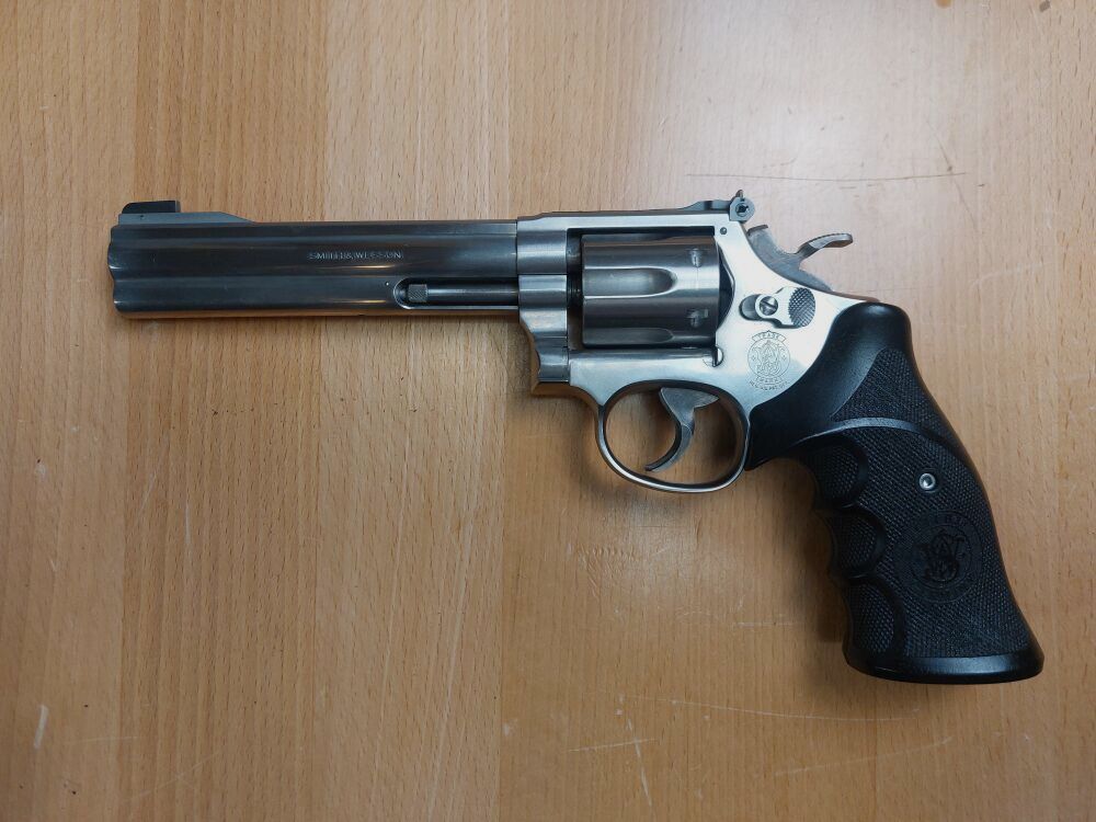 Smith & Wesson, USA 617-1, image 2 sur 10
