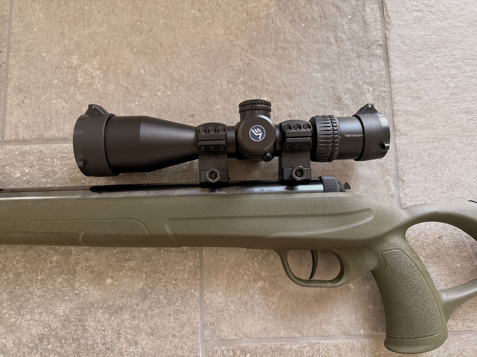 Diana 34 EMS OD Green mit Vector Optics 3-12x44 IR