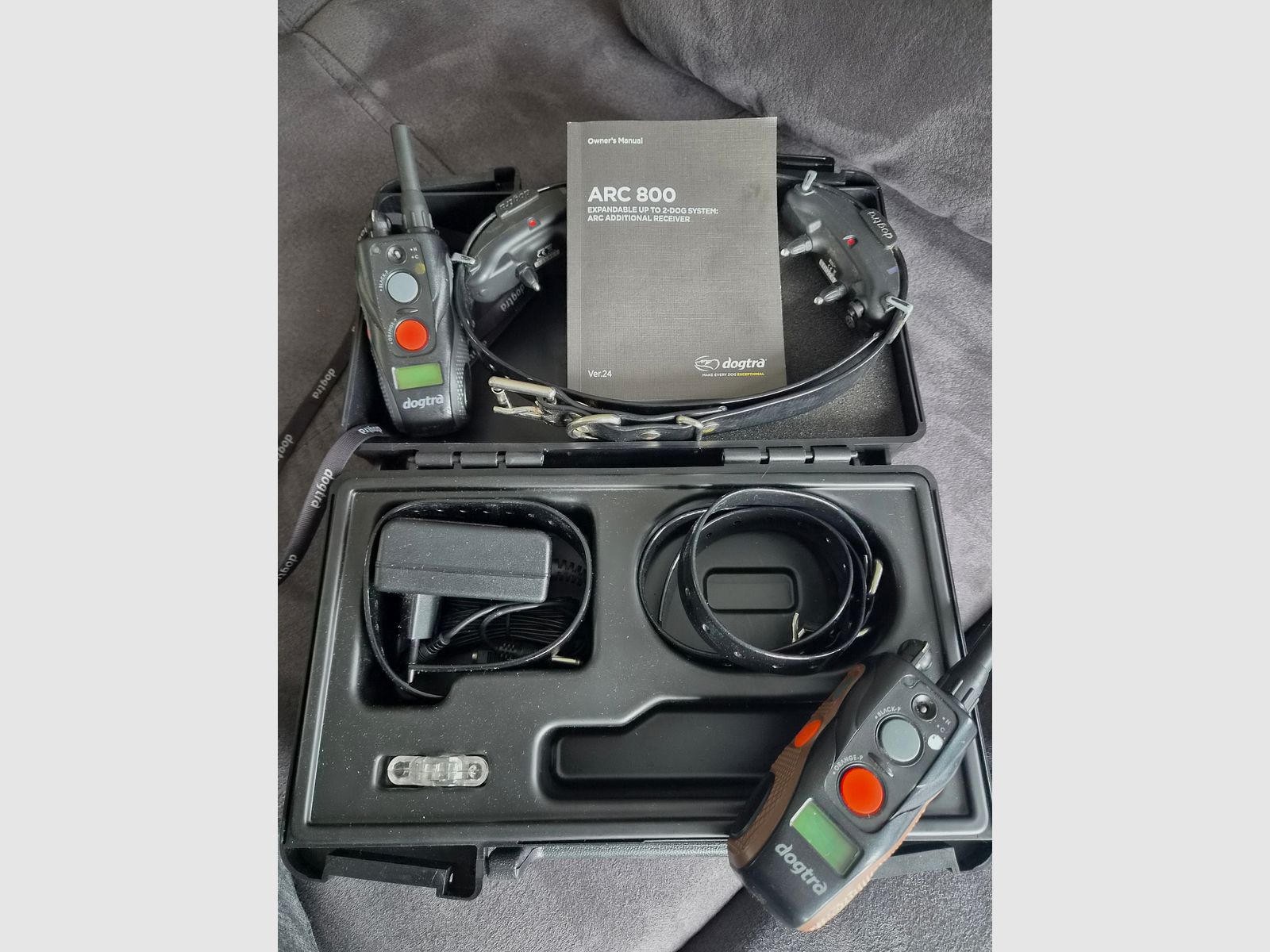 Dogtra ARC 800 double collar with 2 x remote control remaining warranty