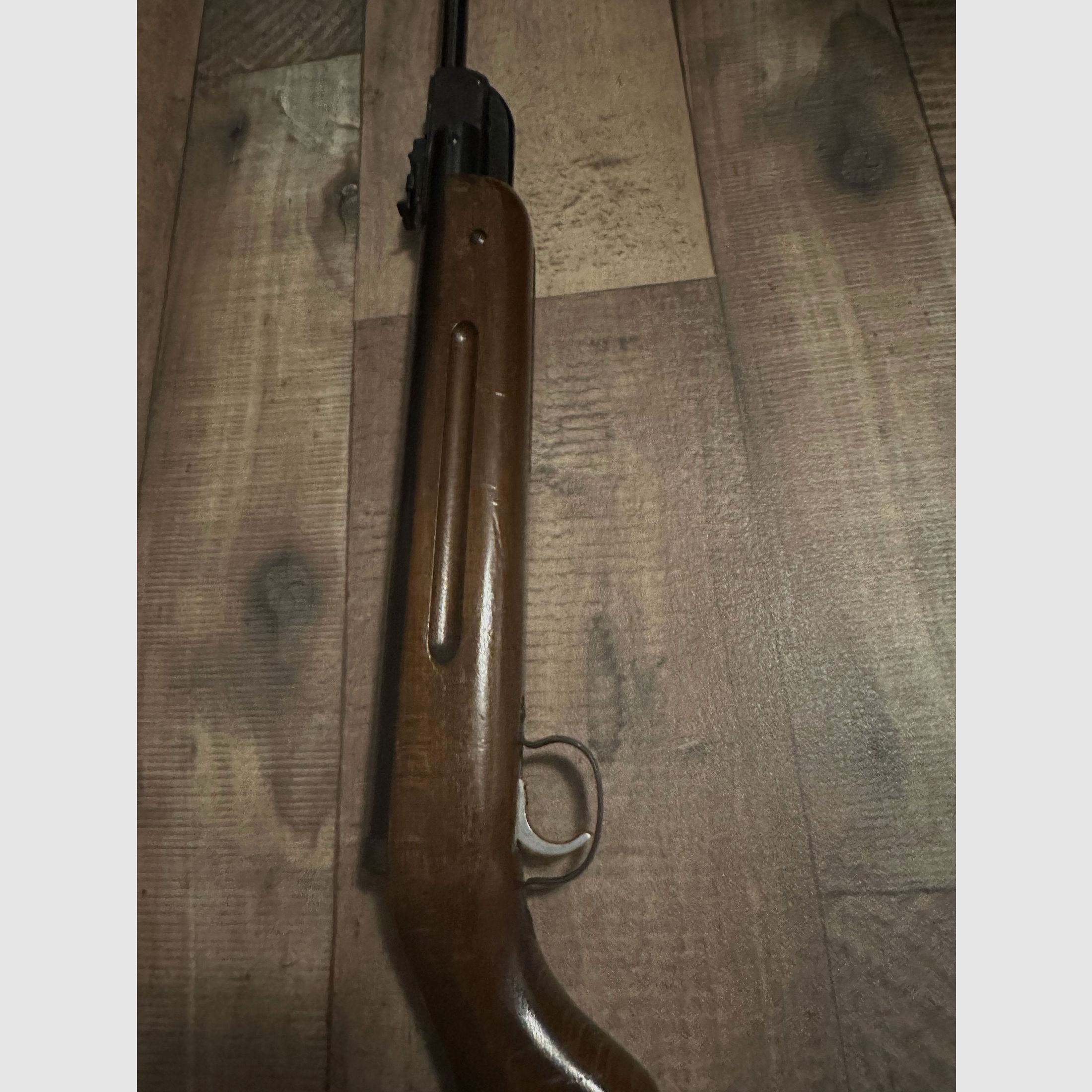 Karabinek pneumatyczny Diana Model 35 kal. 4,5mm bez F wyprodukowany przed 1970 rokiem