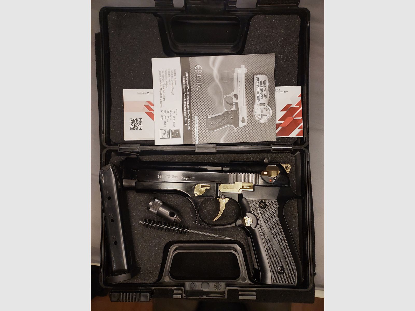 Ekol Firat Magnum Schreckschuss Pistole Schwarz/Gold Kal. 9mm P.A.K. (PTB 1112)