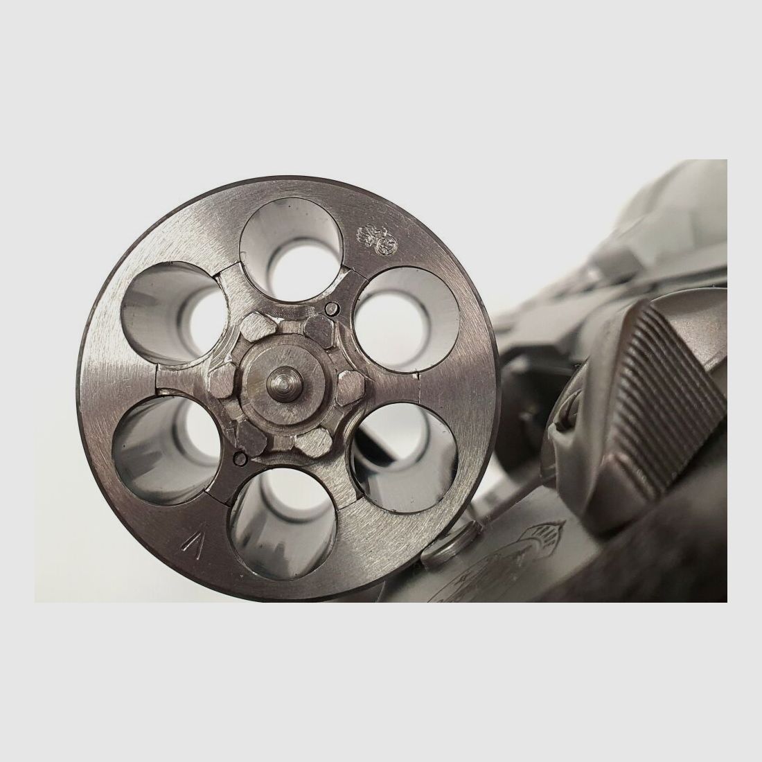 Smith & Wesson 686-3 Merkle Tuning, y compris Aim Point