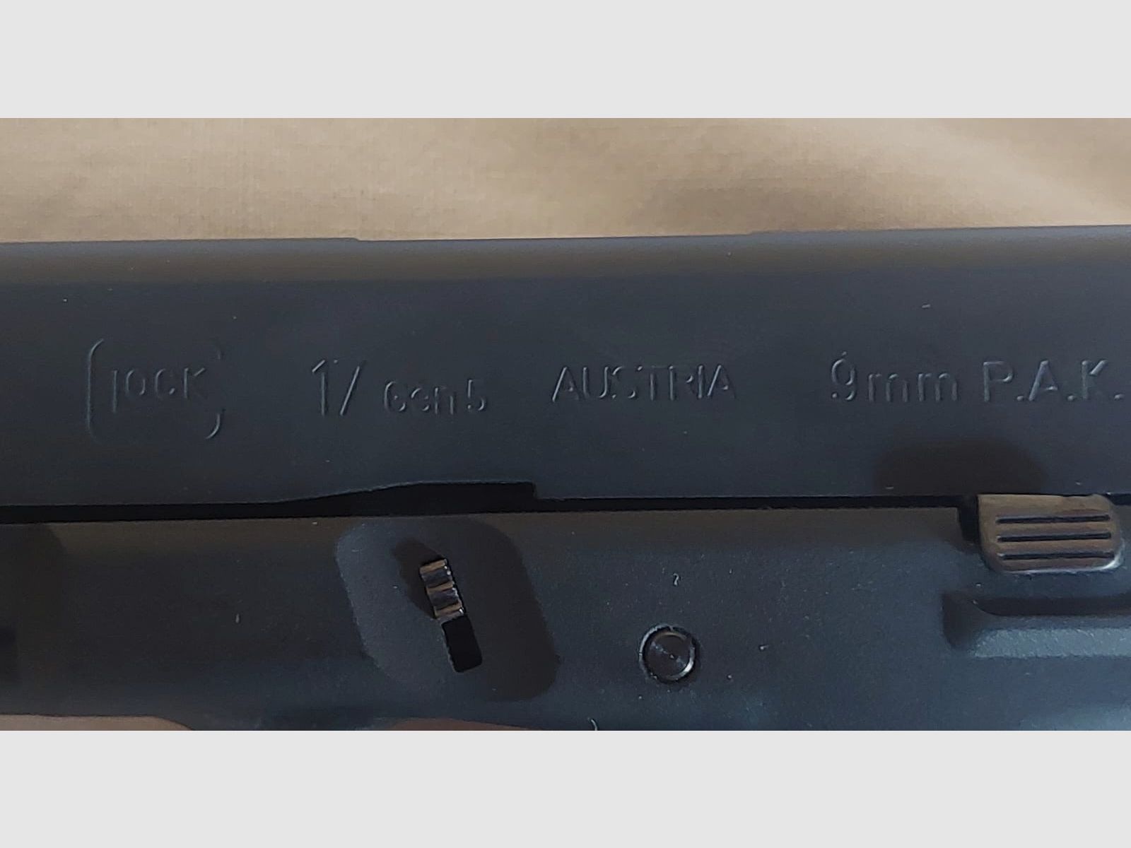 Glock 17 Gen 5 9mm P.A.K + Zubehör 