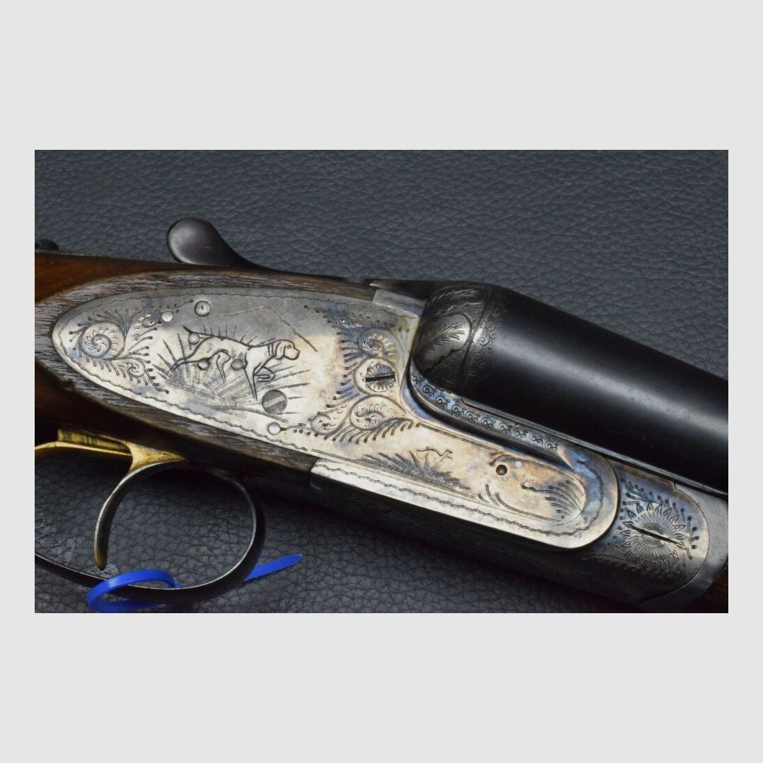 Verrou de côté double fusil avec durcissement coloré