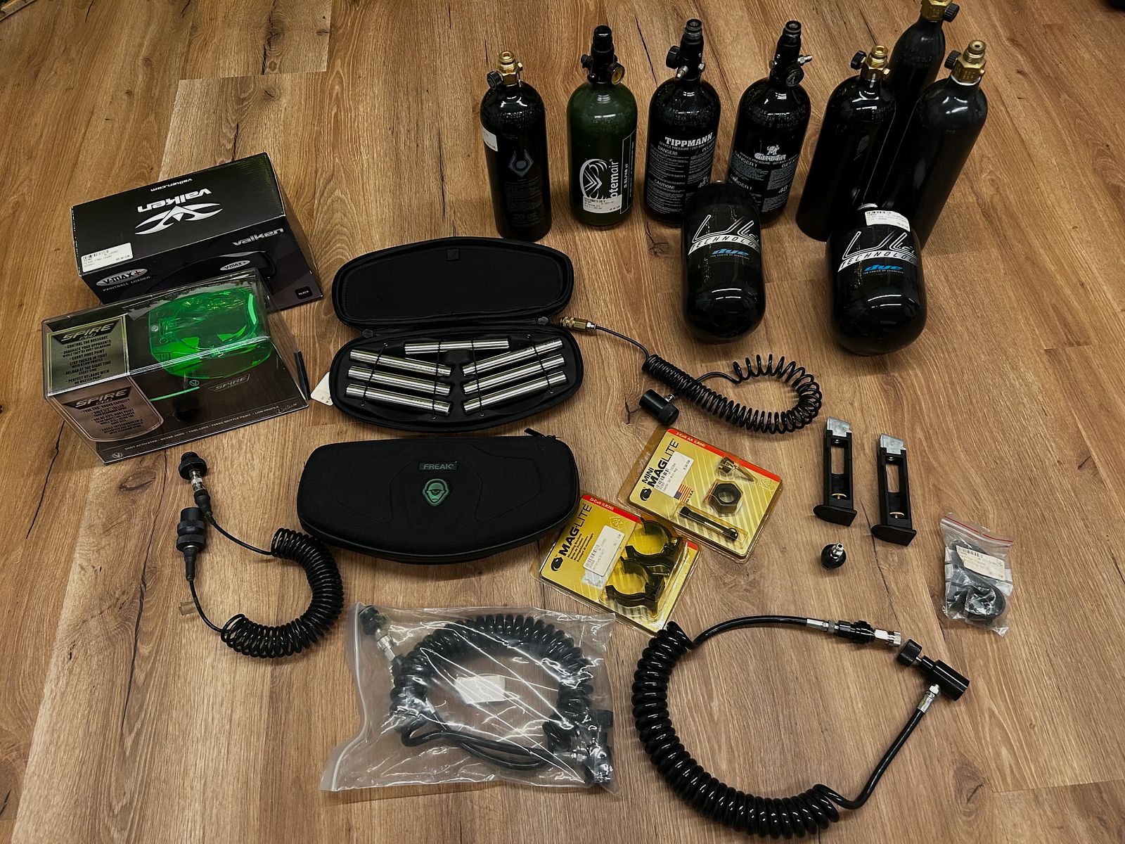 Paintball-Ausrüstung Neuware (Wert 13.000€)