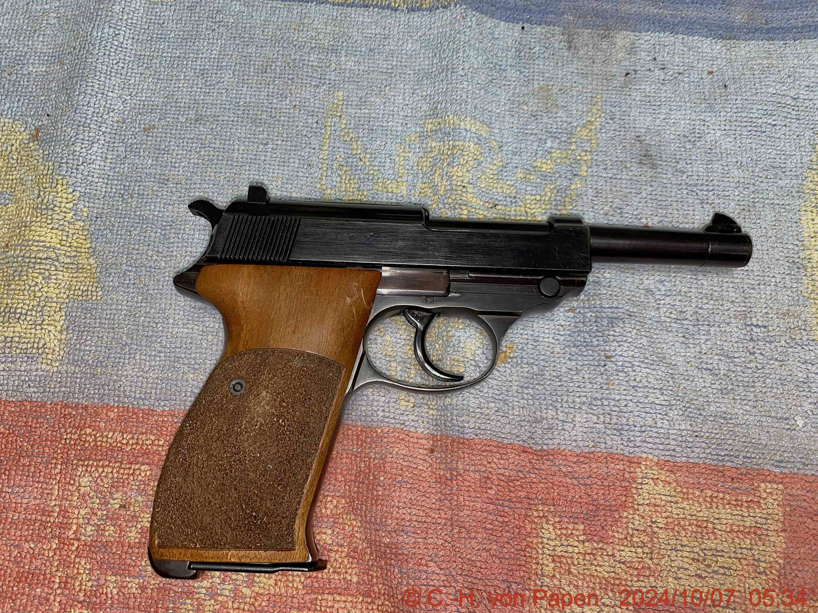 Walther P38 WaA 359 ac 44, Bild 2 von 15