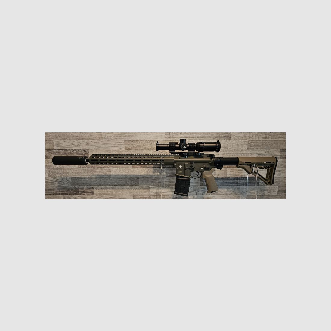 Neuware vom Fachhandel - Schmeisser AR15 M5FL 16,75" OD Green .223Rem - Set mit ZF + Schalldämpfer