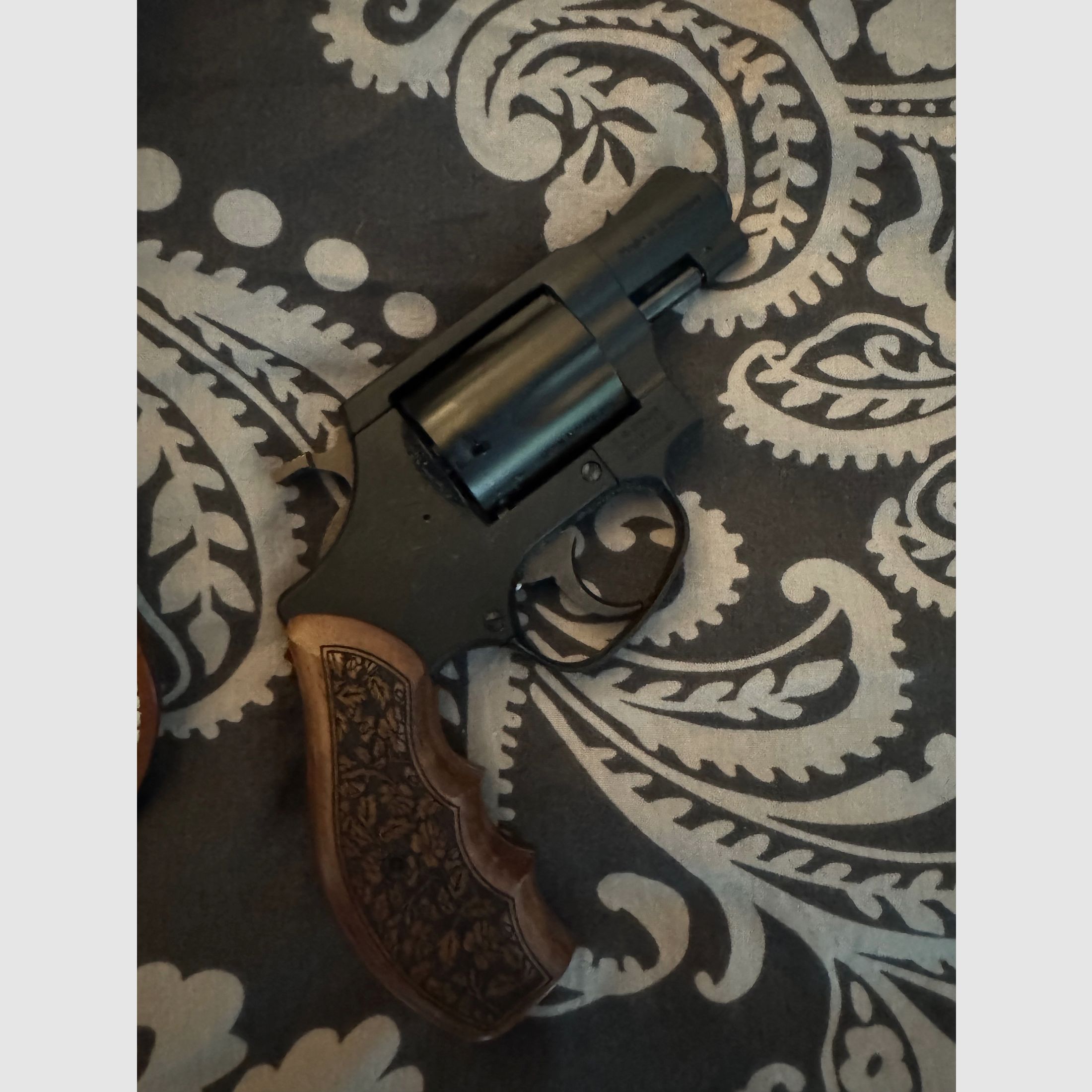 Arminius HW 88 Super Airwaight Like New + Holster Accessories