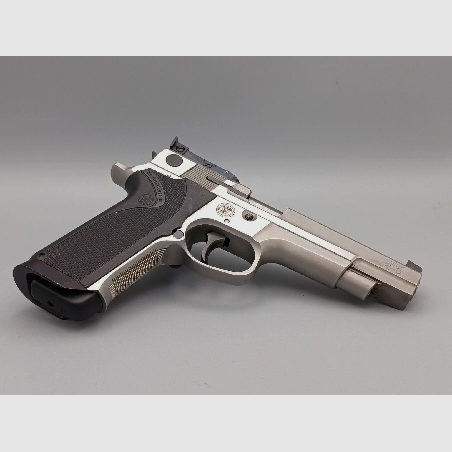 Smith & Wesson 5906 PPC Performance Center