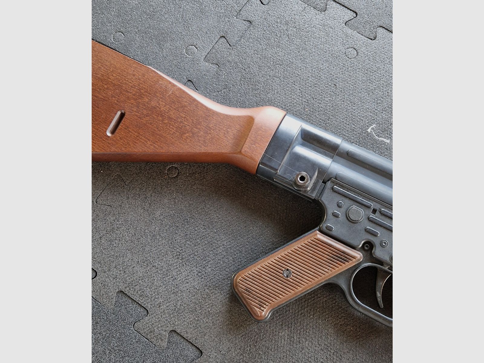 GSG StG 44 Schreckschussgewehr 9 mm P.A.K. Vollmetall Echtholz