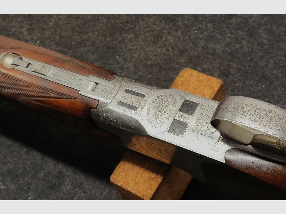 FN Browning B25 B1