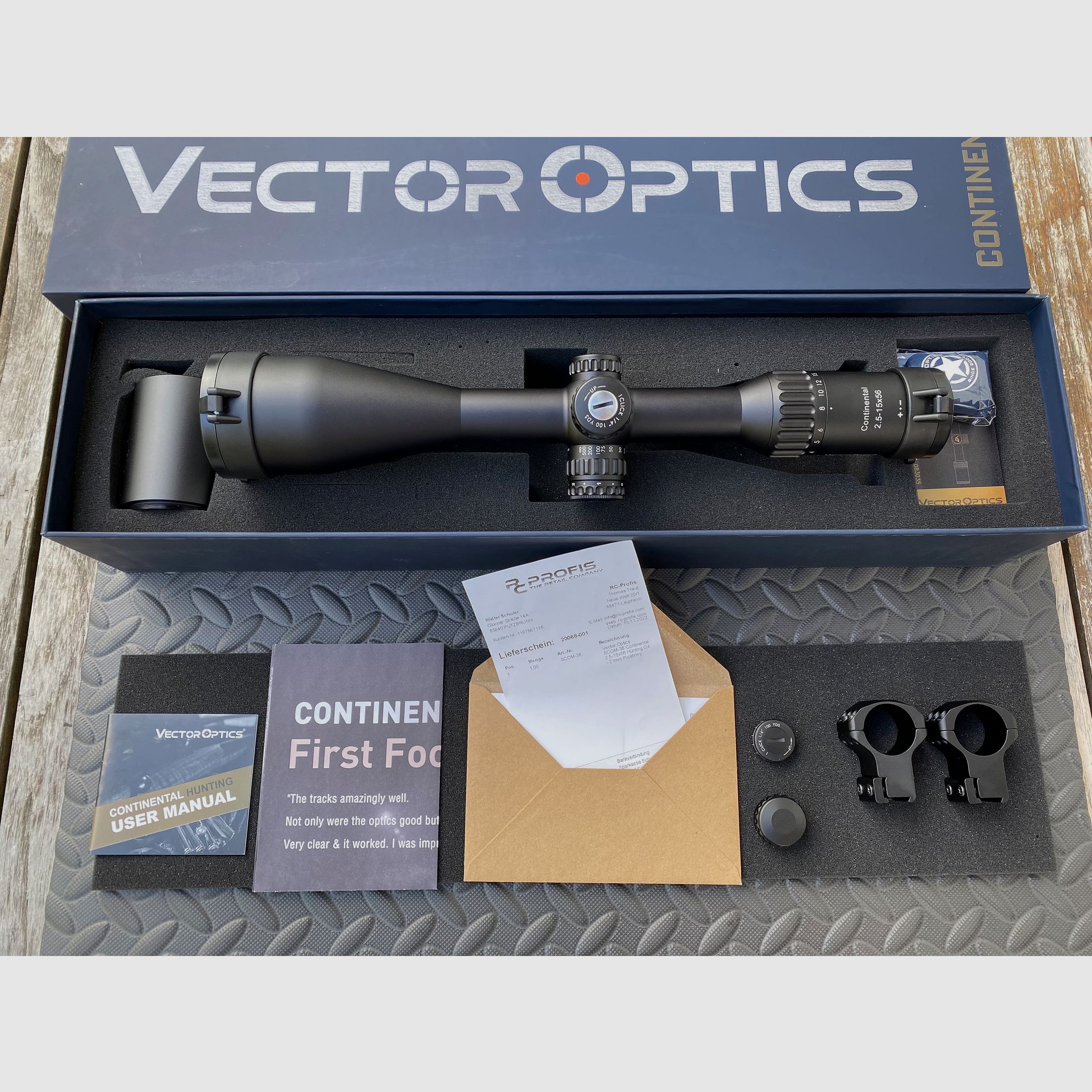 Vector Optics Continental 2.5-15x56 Hunting G4
