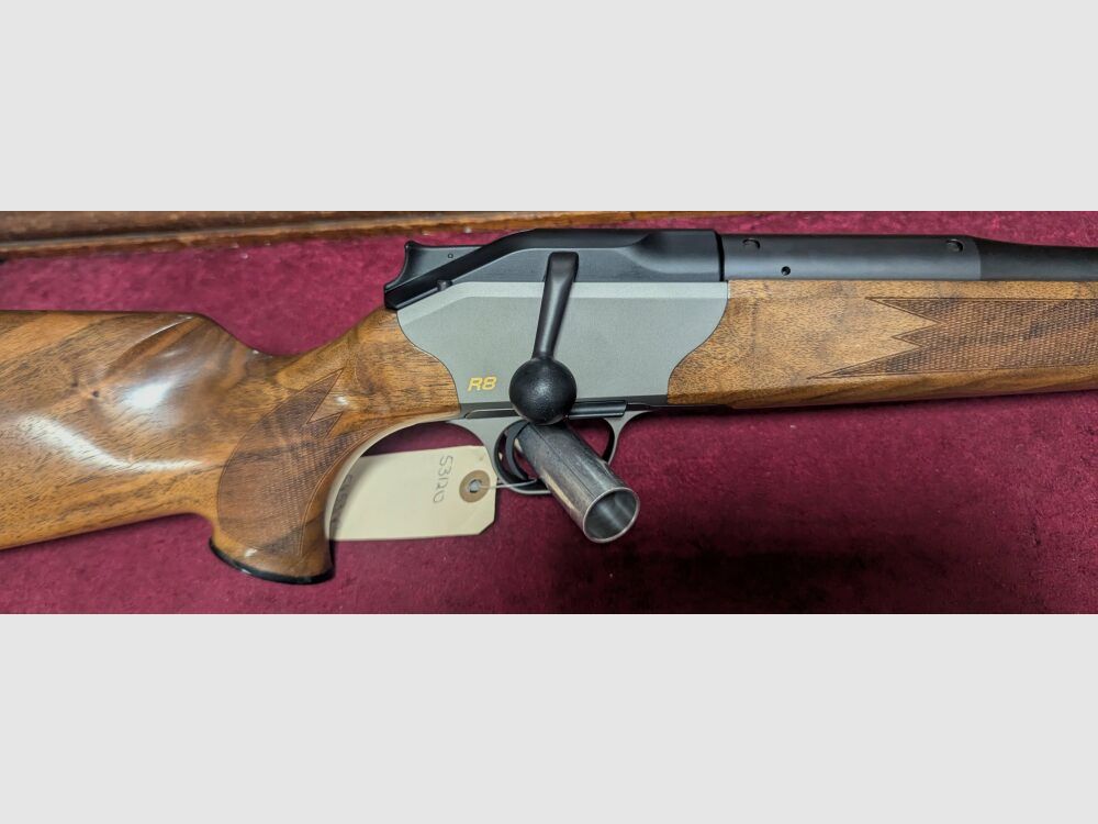 Blaser R8