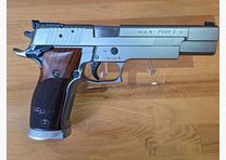 SigSauer P226S - XSix