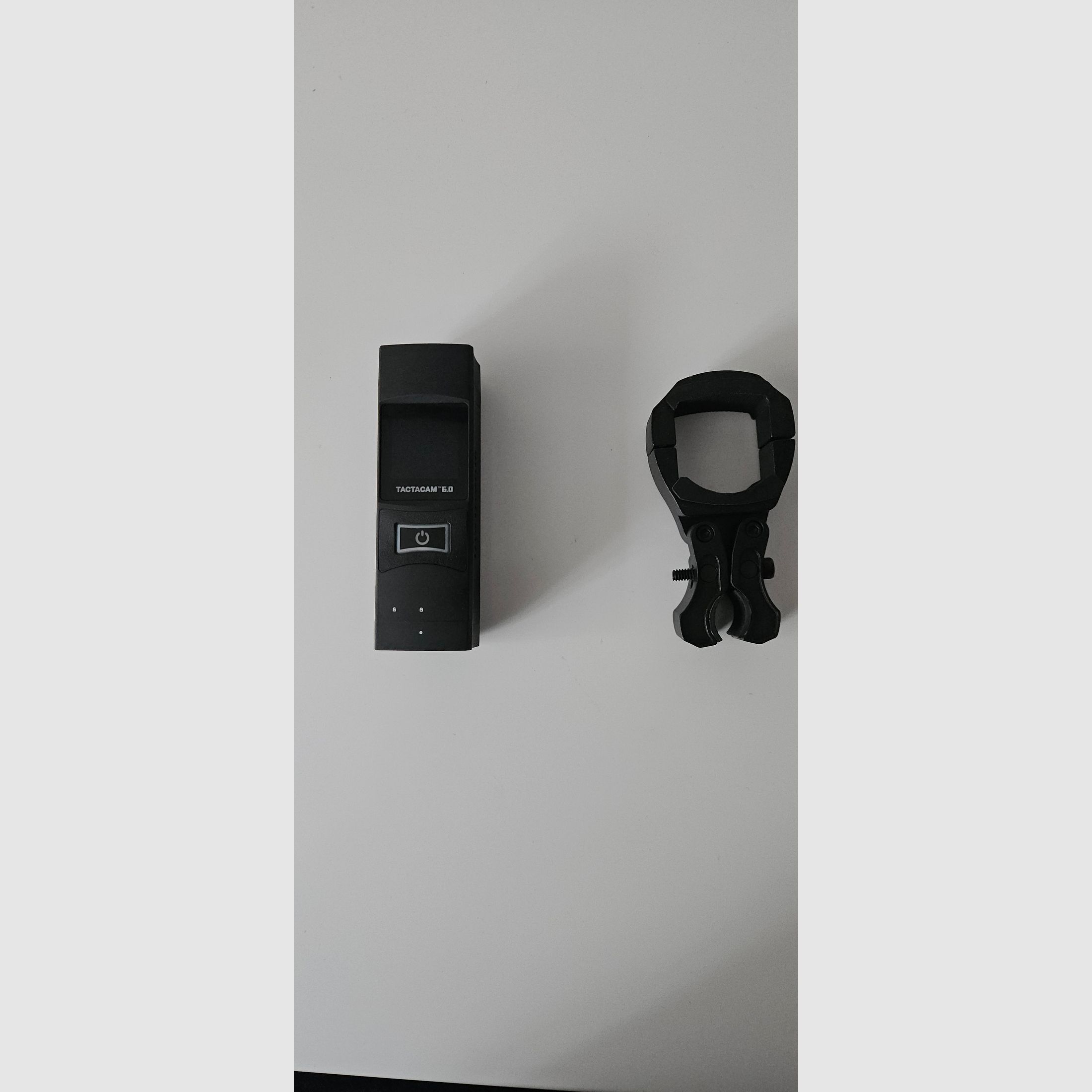 Tactacam 6.0 avec support, image 1 sur 3