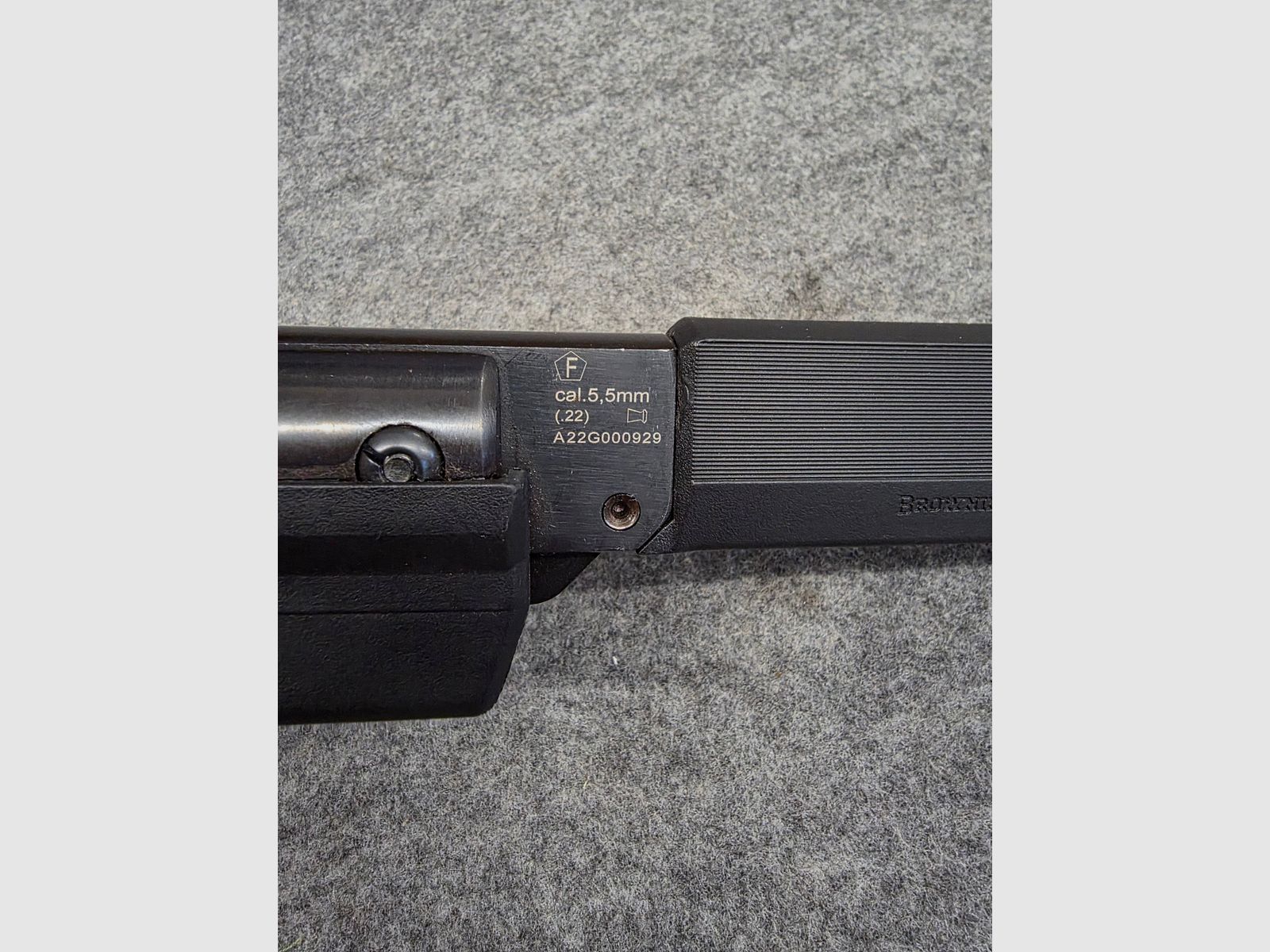 Browning Buck Mark Magnum Knicker Pistole Kal. 5,5mm Diabolo