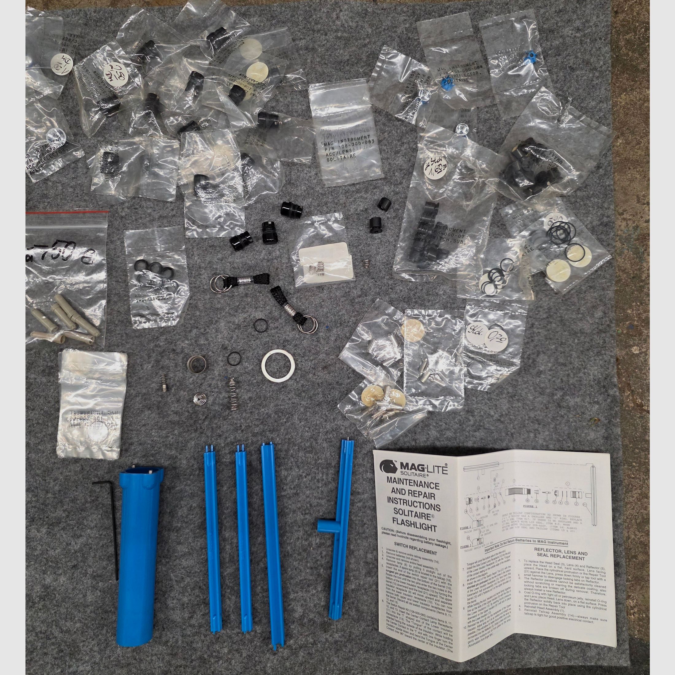 Sehr großes Konvolut Maglite Lampen Ersatzteile alles neu Mini C Zell D Zell