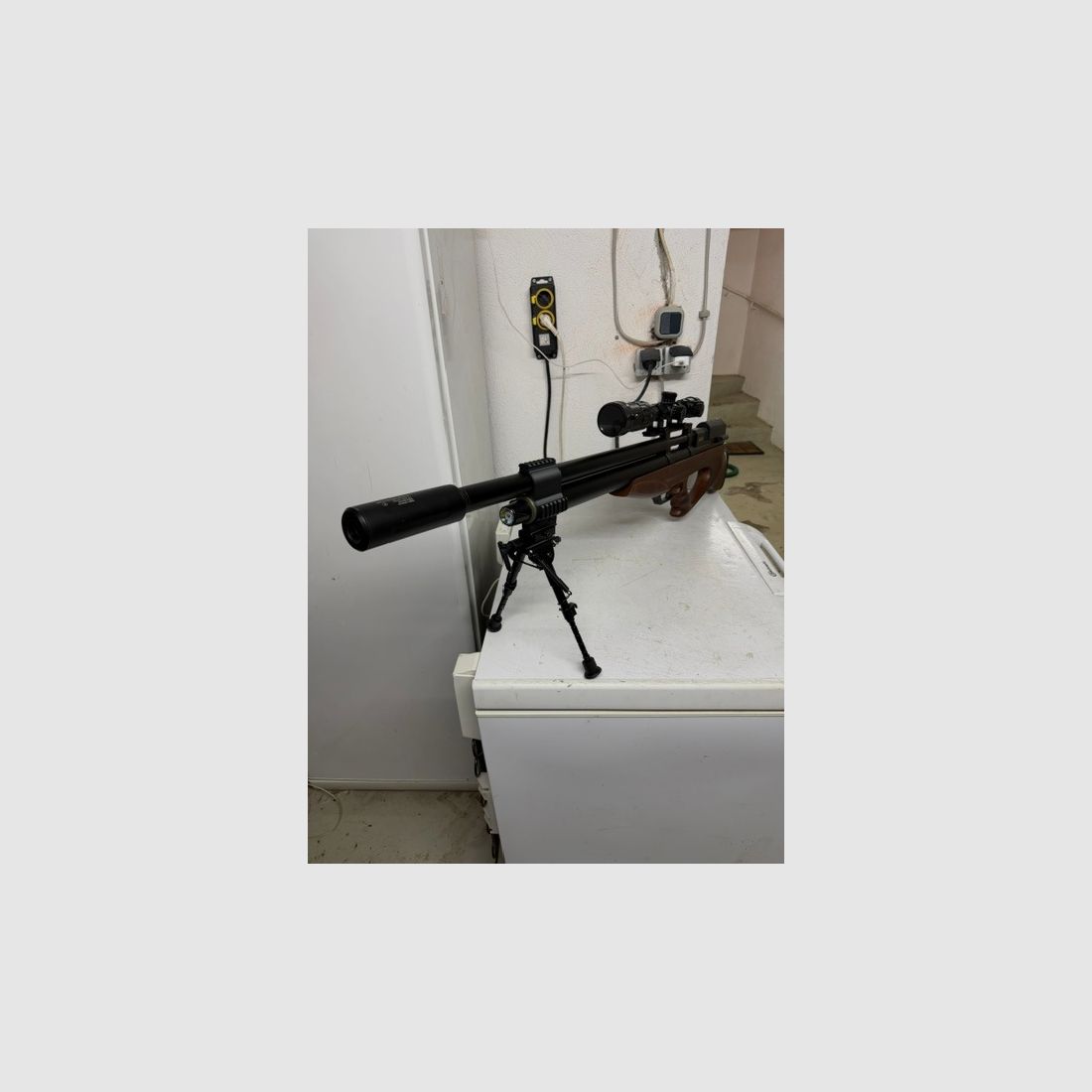 AEA Airgun Challenger Bullpup Cal. 5.0. 12.7mm at set price! The weapon is as good as new