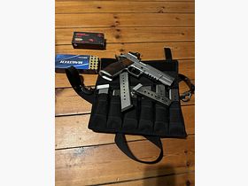 Sig Sauer P220  X-Six 45 Acp und WS 9mm