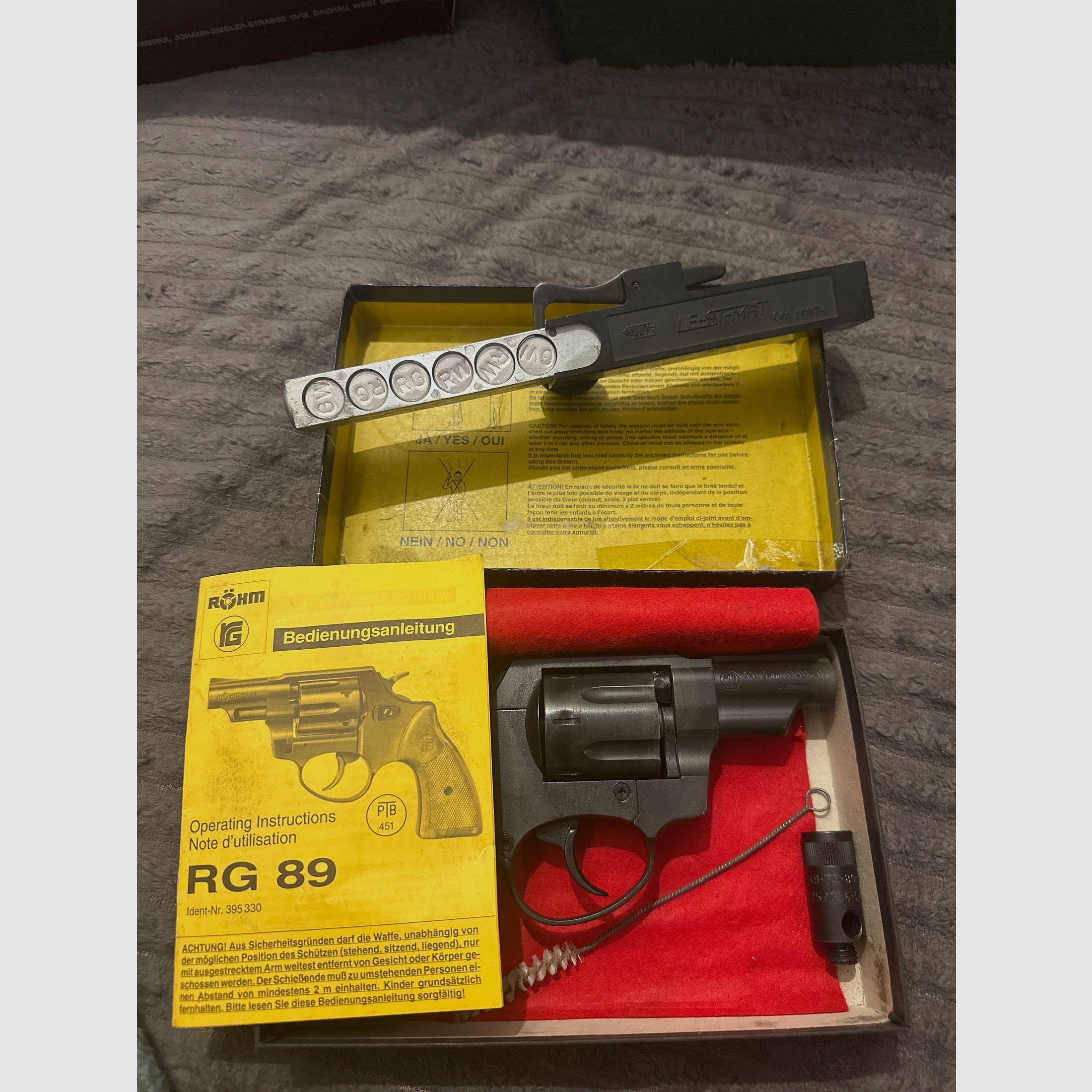Record RG 89 inkl. original EM-GE LE-BI-MAT Mehrfach-Abschussbecher – OVP – Komplettset