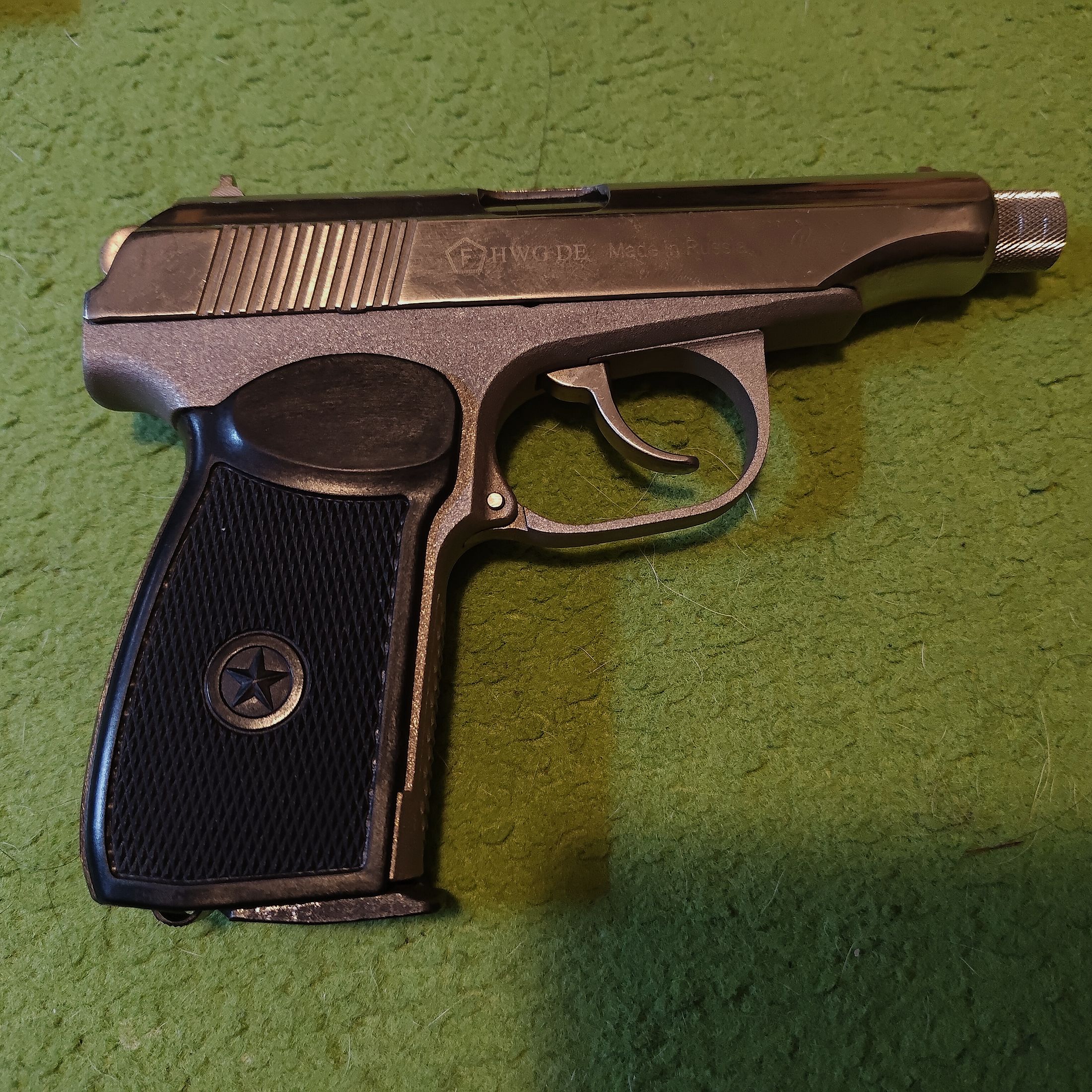 Baikal-Makarov MP-654K Made in Russia - Bruine + zwarte leren holster + 1 bus 4,5mm stalen k. suppressor.