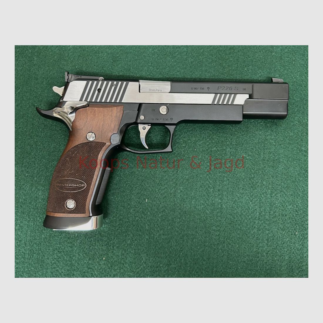 Sig Sauer P 226 X-Six Black Black & White