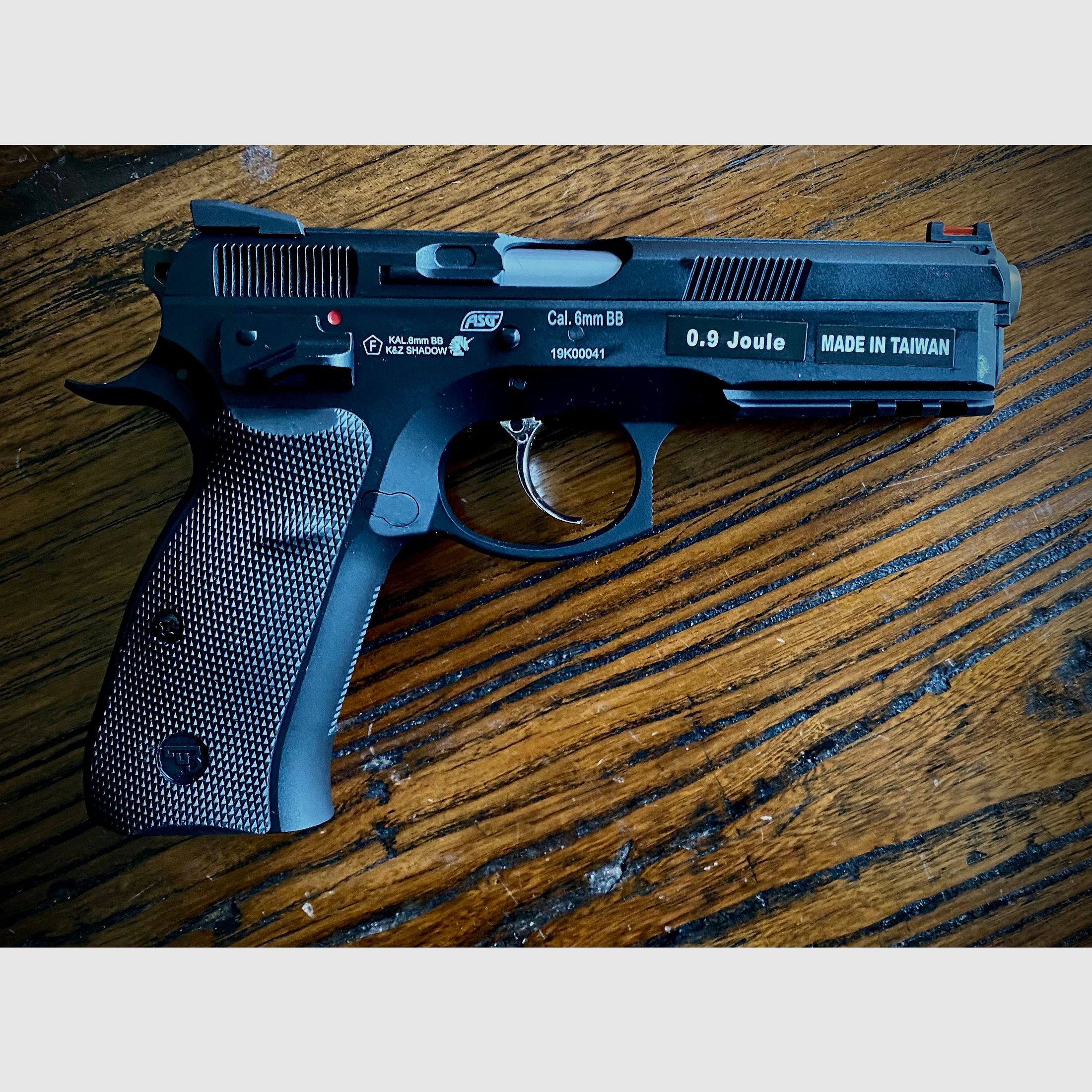 Airsoft Pistole KJ Works CZ 75 SP-01 Shadow Vollmetall GBB 6 mm BB Schwarz