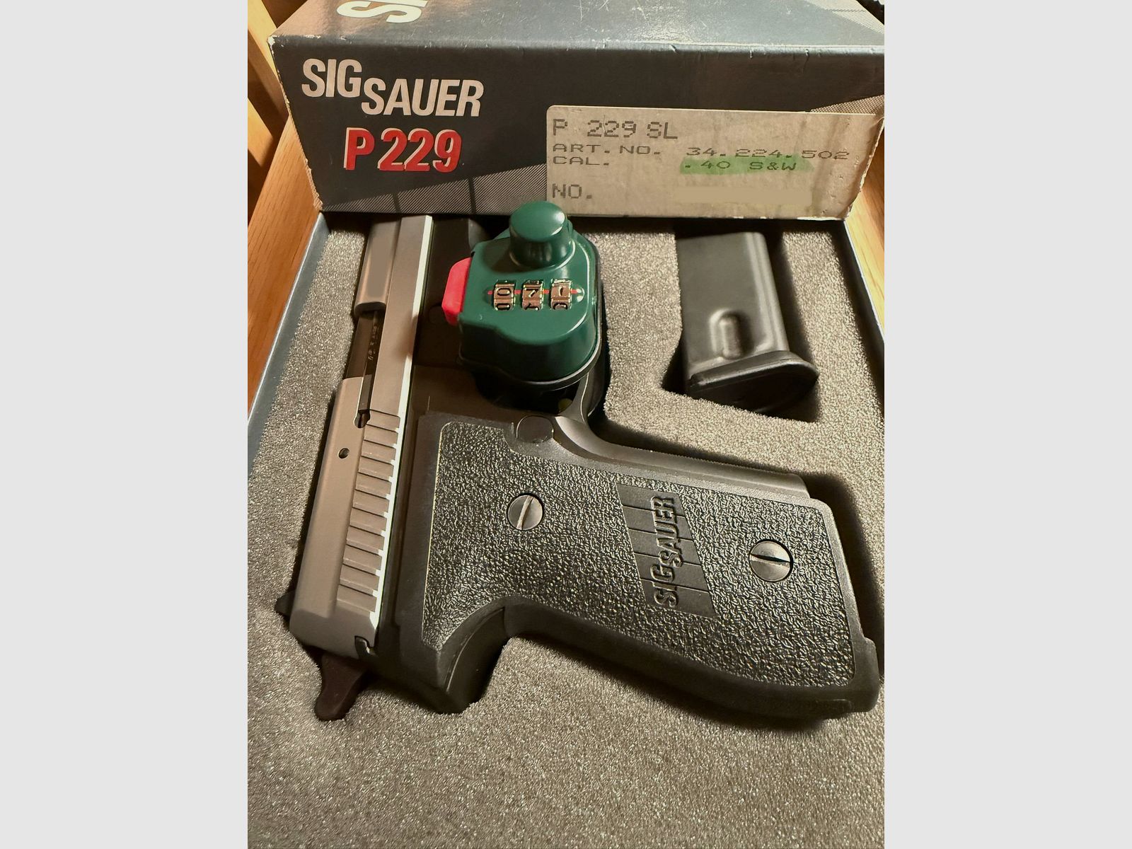 SIG SAUER P229 40S&W