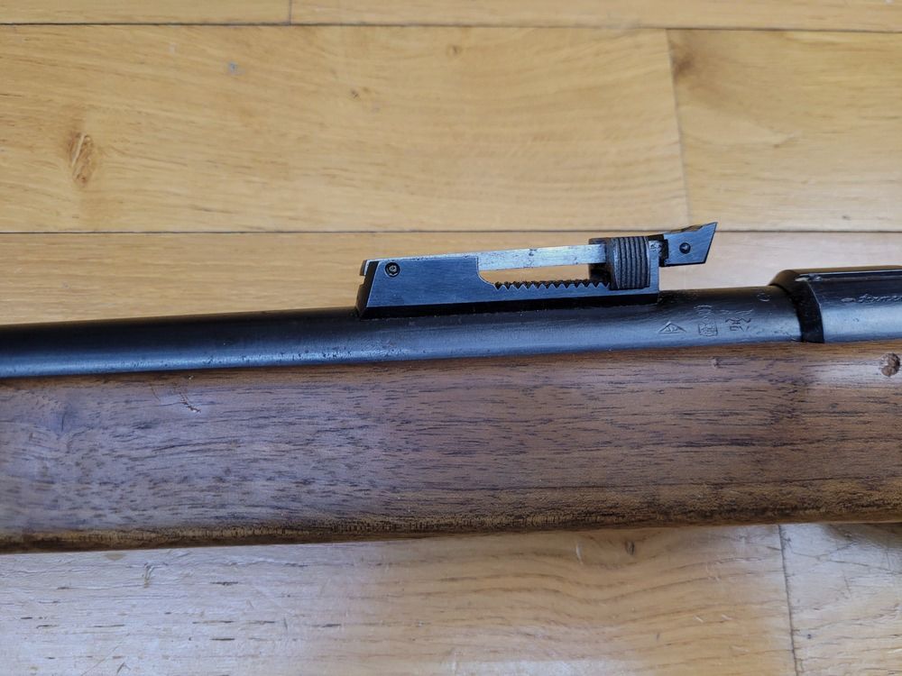 Molto anni '60 carabina Unique Audax – Modello T – Cal. 22LR – Caricatore da cinque colpi – Fabbricazione francese Unique – Superbo canna a specchio – Filettatura – Eccellente grilletto – TTBE+, immagine 6 di 27