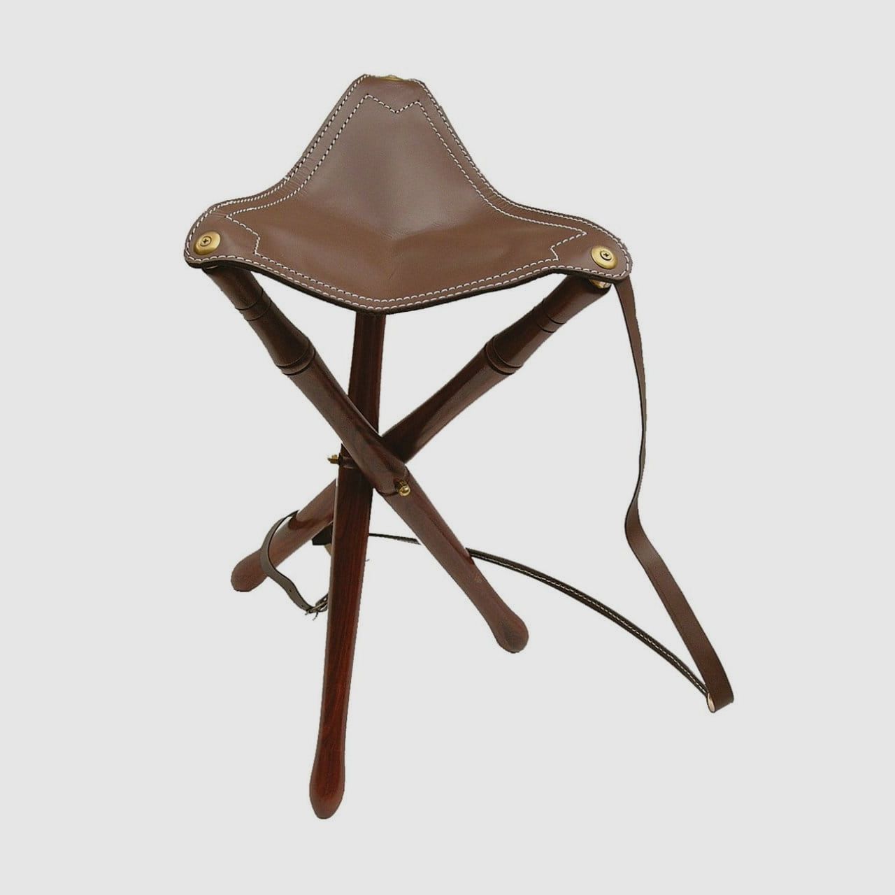 AKAH sedia classica a tre gambe senza piatto in alluminio