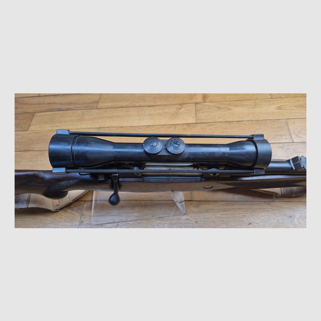 Very beautiful big game rifle BRNO ZKK 602 — Cal .375 H&H magnum — Magazine 5 rounds (!) — Firearm from 1985 — Scope Zeiss Jena ZF4 DDR 100% steel — Big game and African hunting Big Five — Very nice wood — Excellent mechanics — High-quality manufacturing — Condition nearly Premium — TBE+/TBE++, image 22 of 40